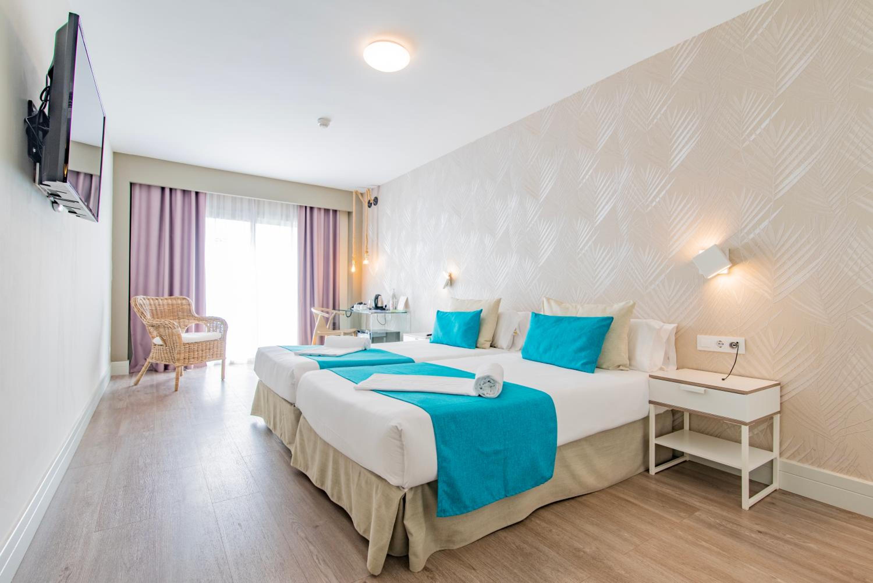 Habitación Doble o con Dos Camas