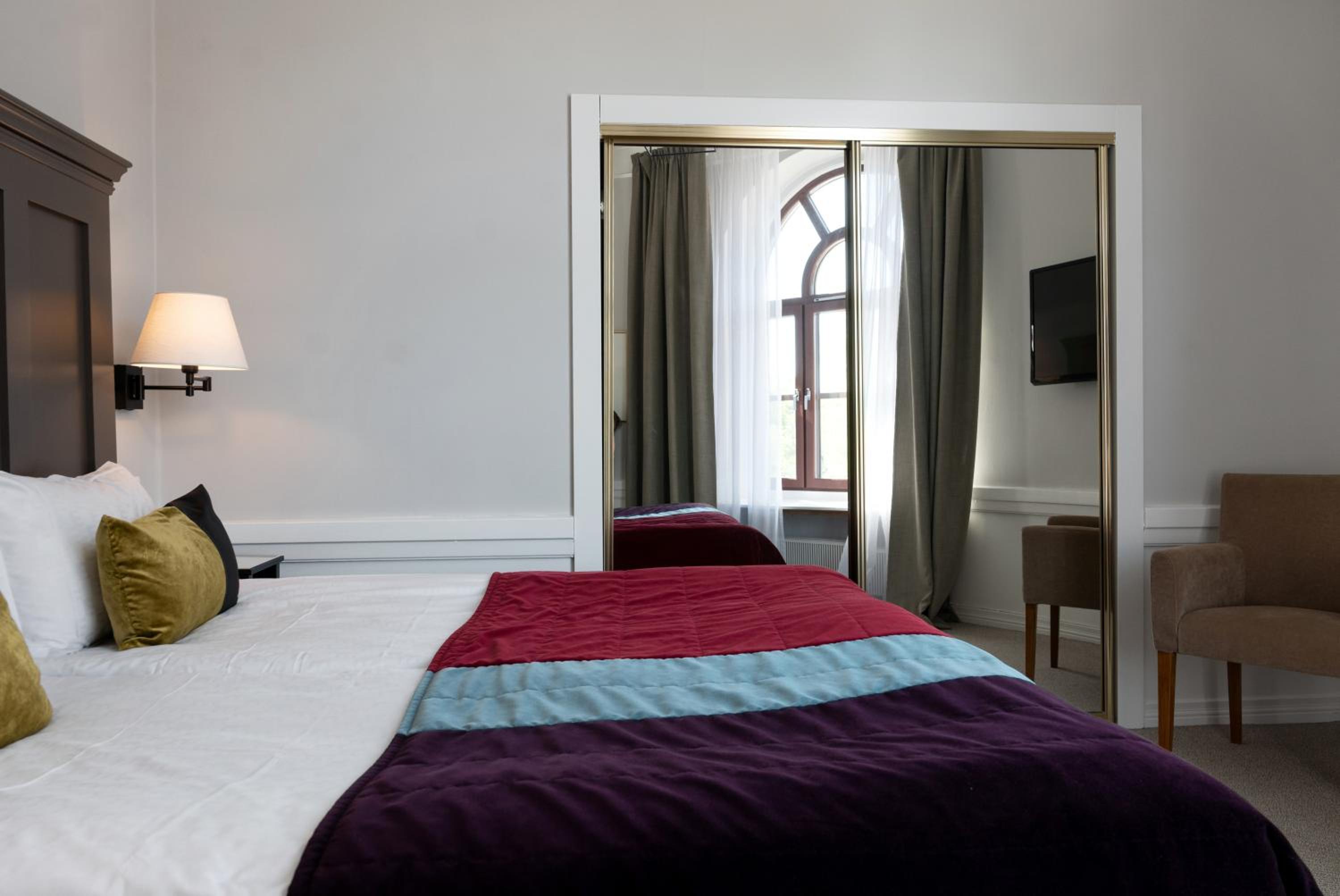 Suite photo 1