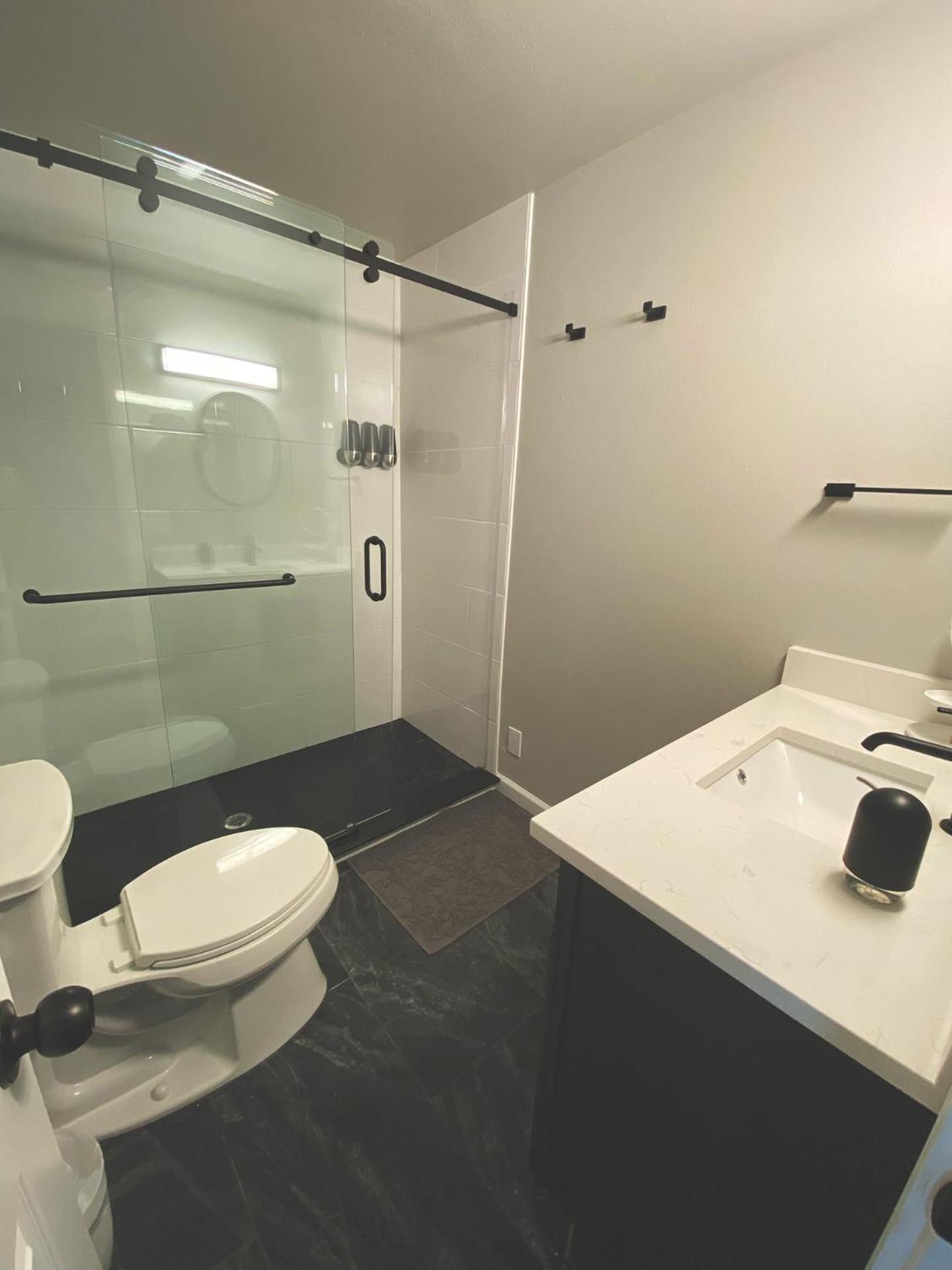 Family Double Room - Photo 13