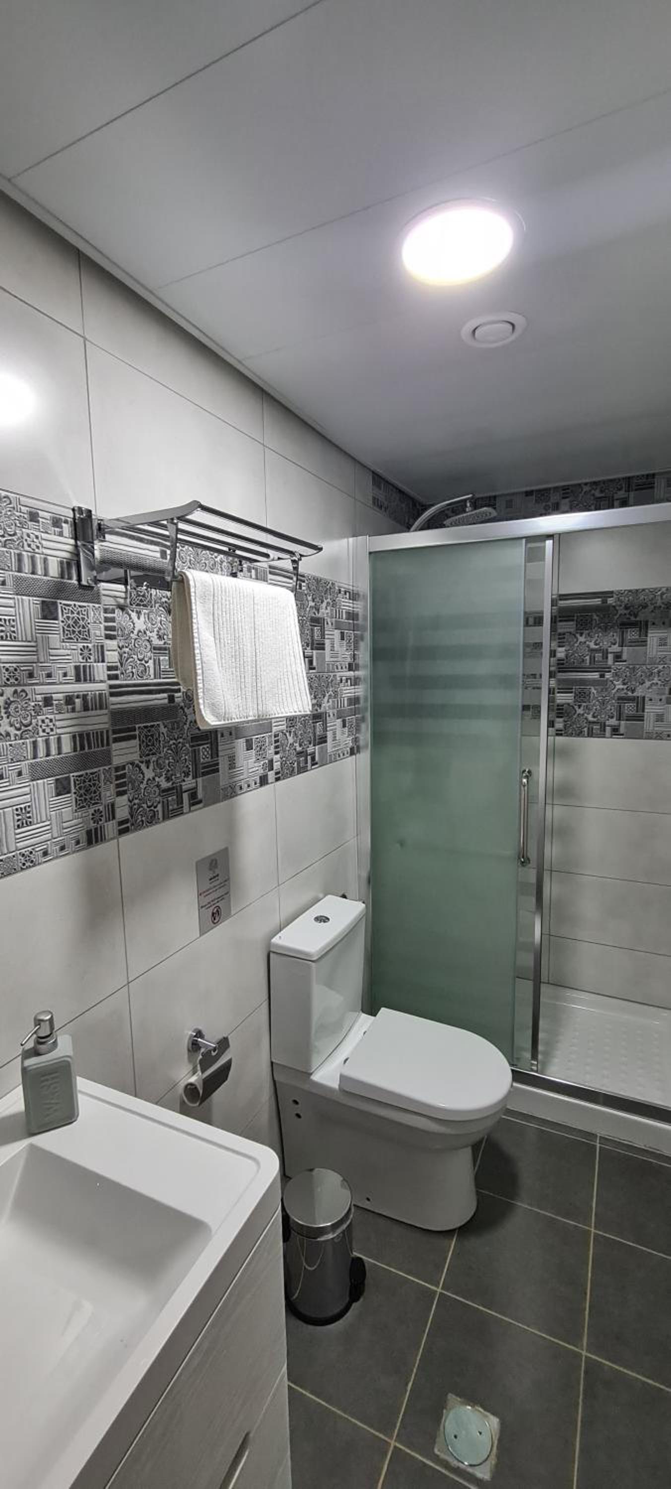 Deluxe Triple Room - Photo 5