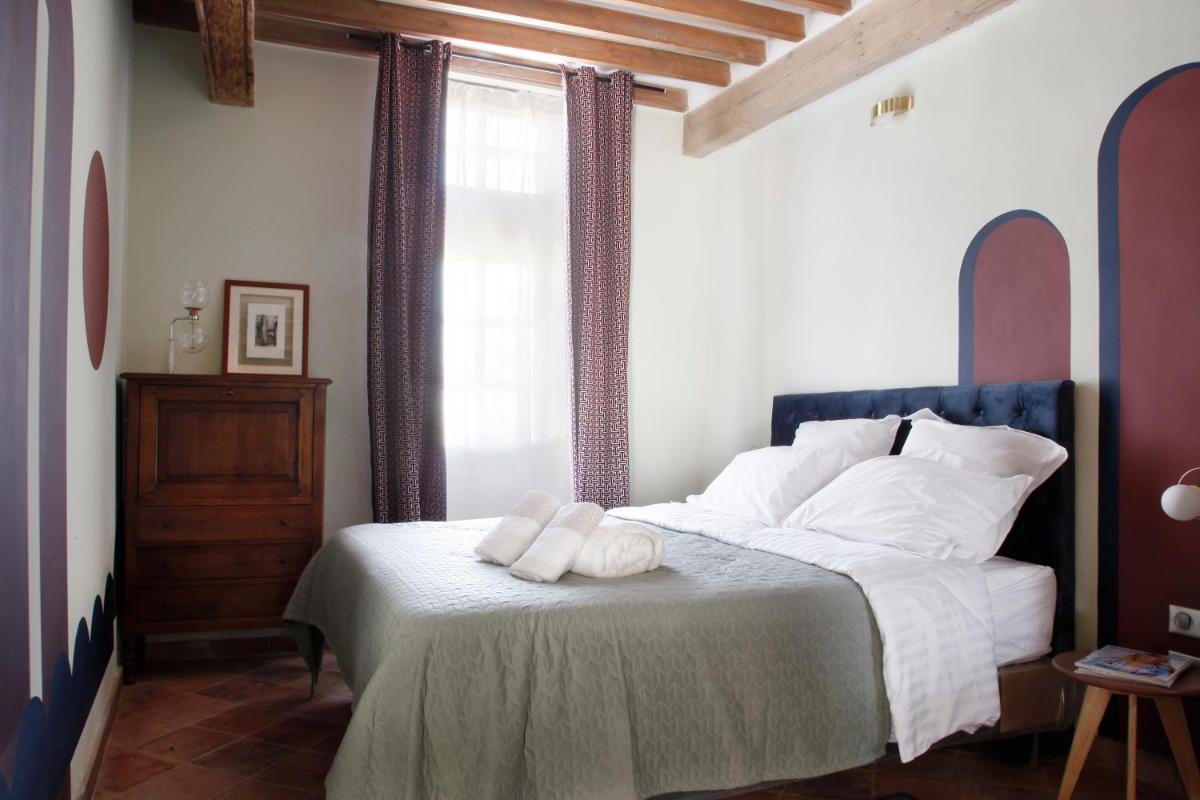 Deluxe Double Room with Shower