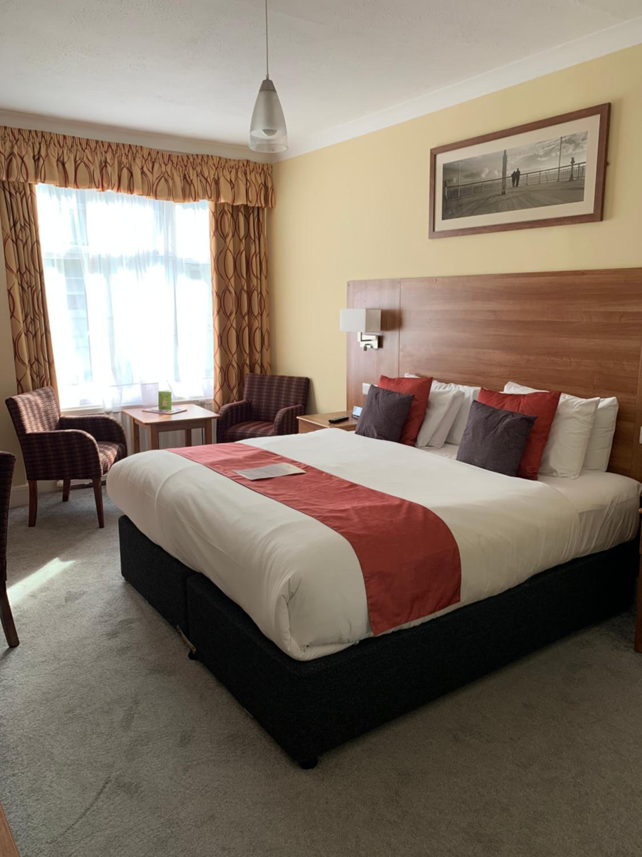Double Room - No Dogs - Photo 1