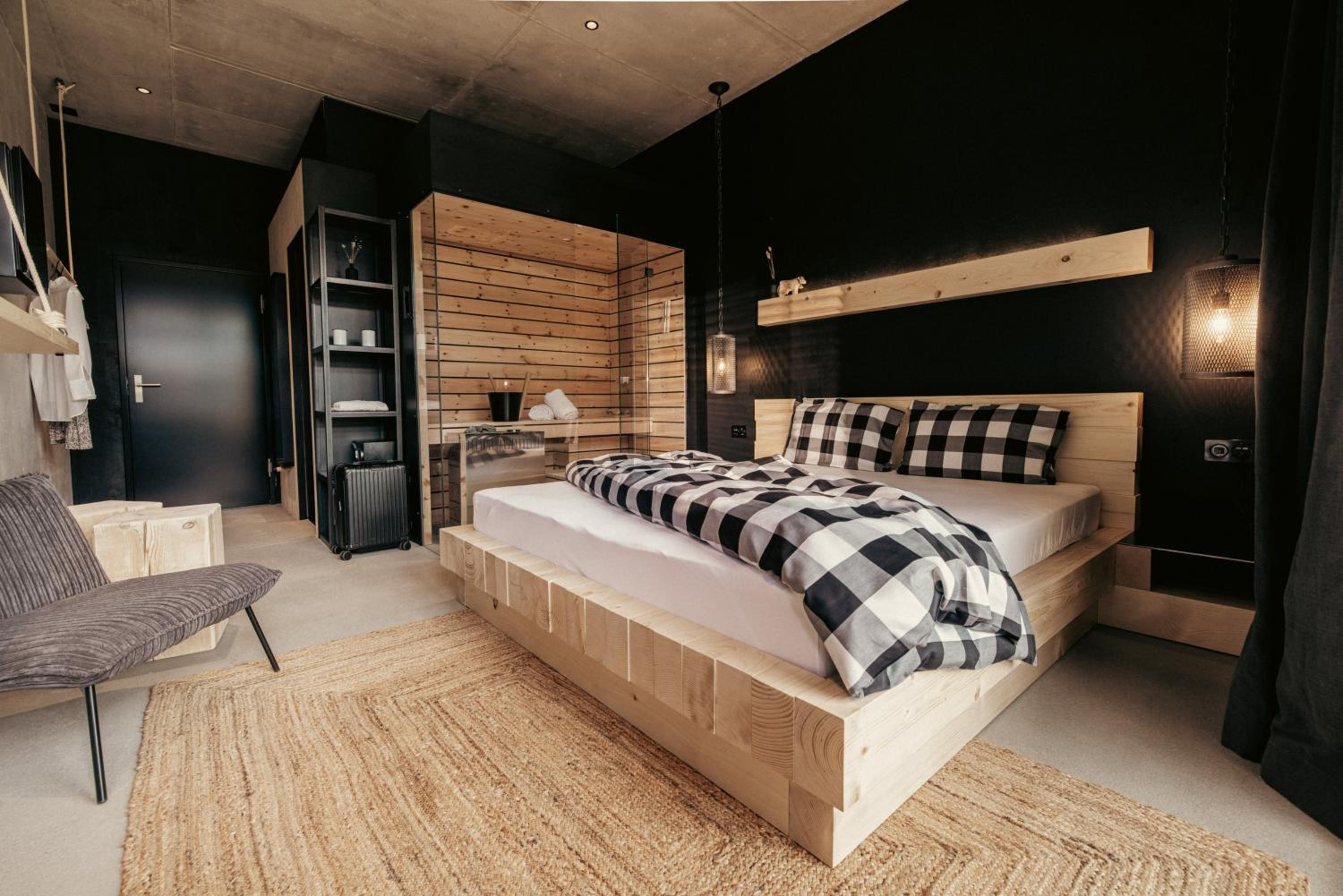 Deluxe Room - Photo 6