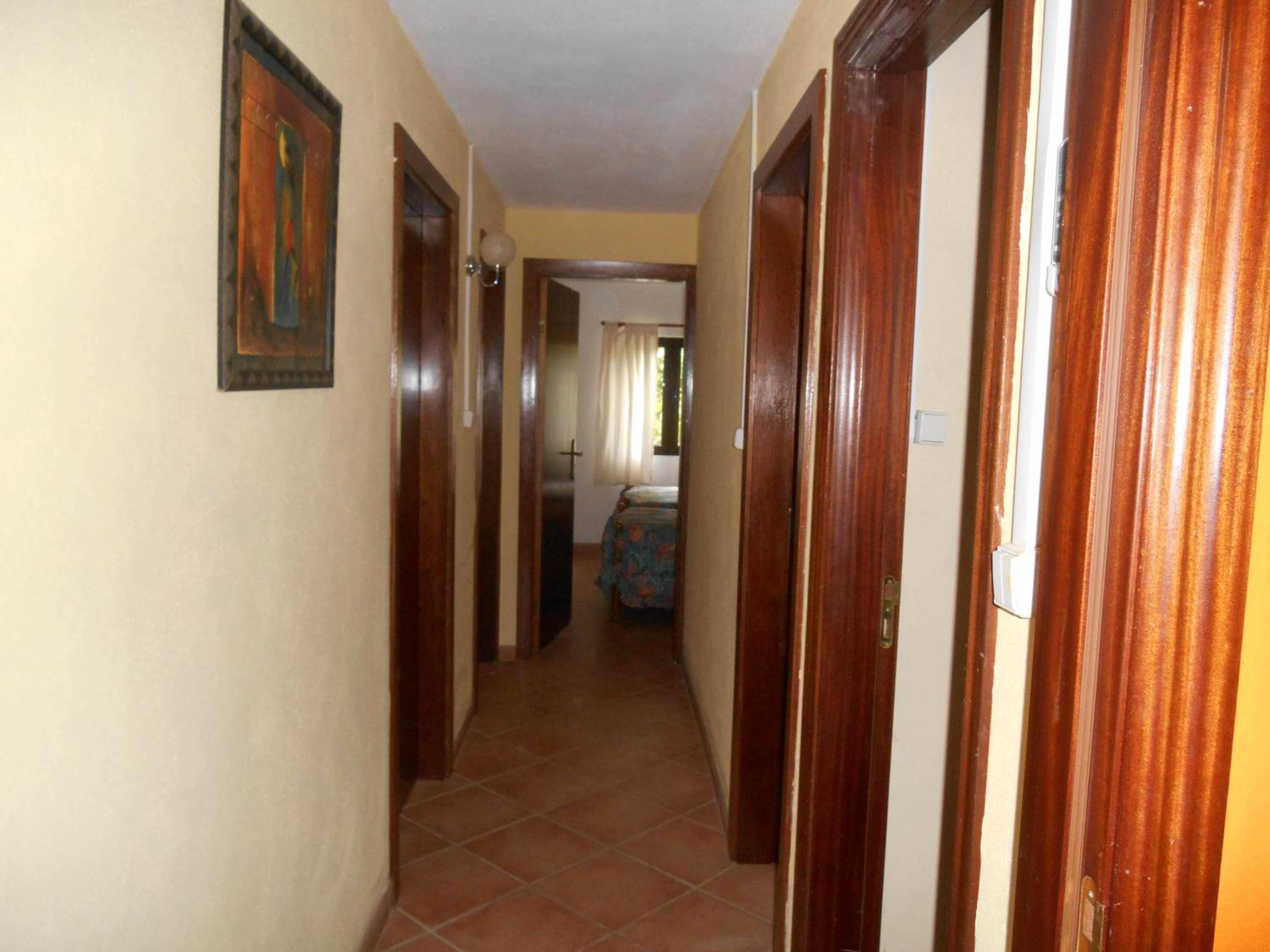 Three-Bedroom Townhouse photo 1