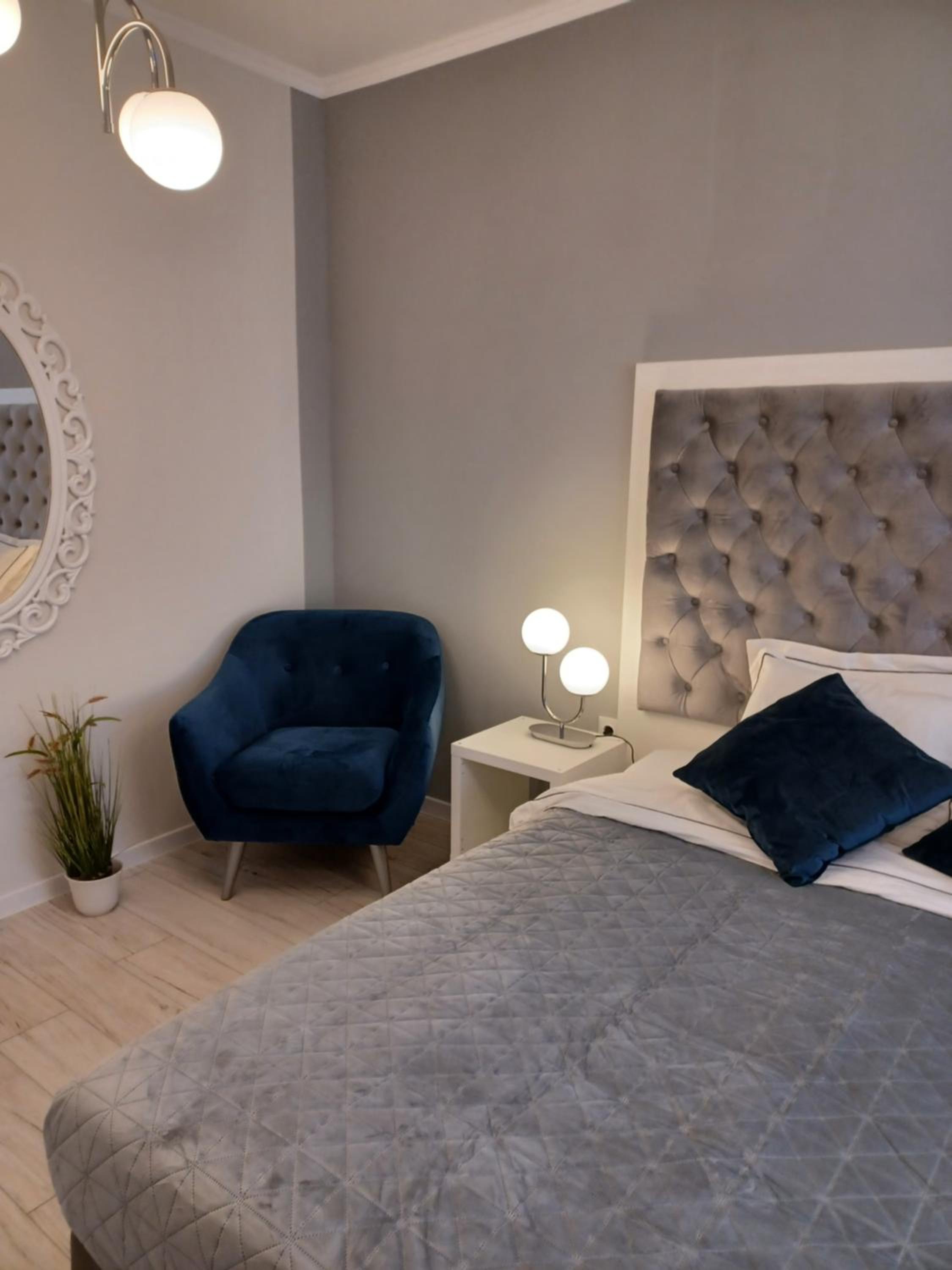 One-Bedroom Apartment - Photo 20