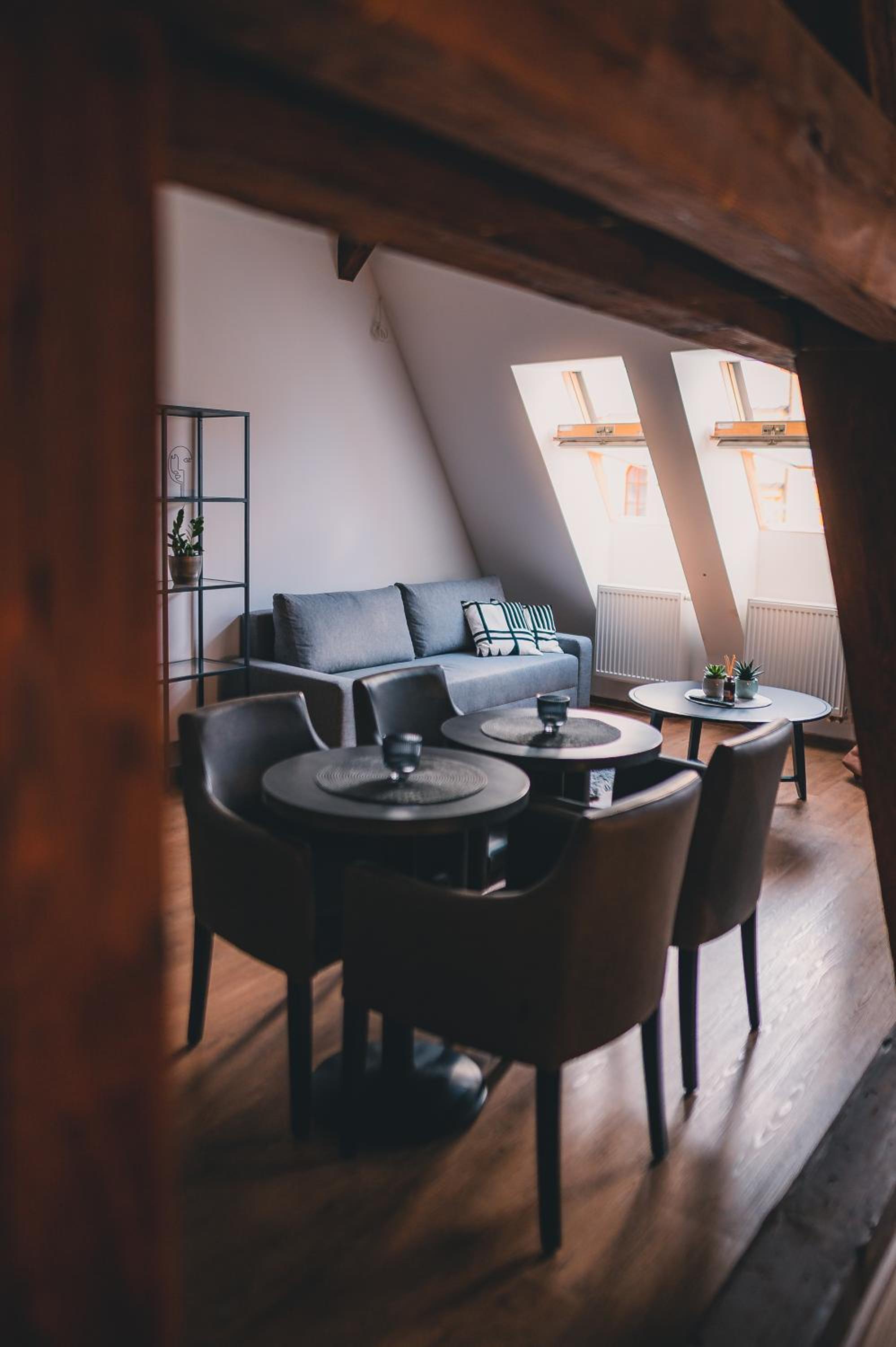 One-Bedroom Apartment - Photo 6