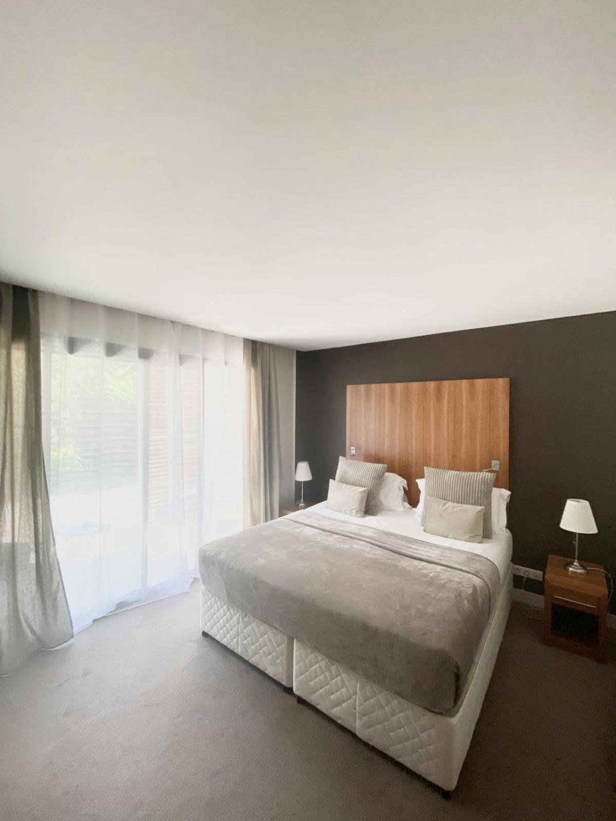 Quadruple Suite Room