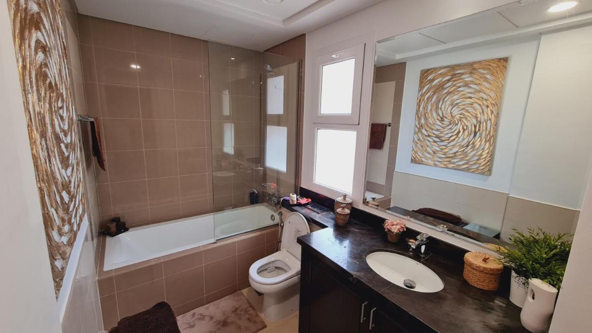 Two-Bedroom House photo 2