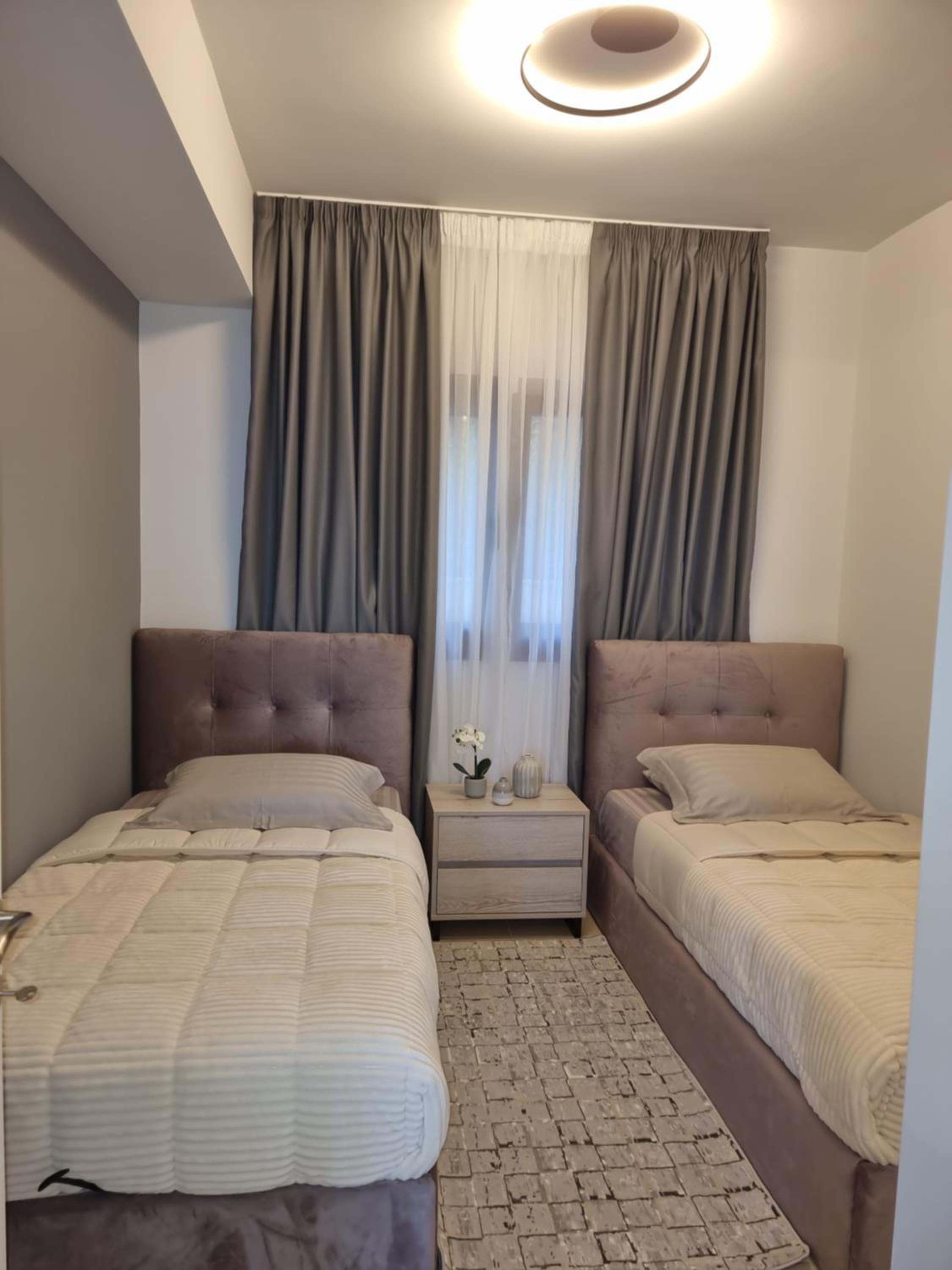 Two-Bedroom Apartment - Photo 28