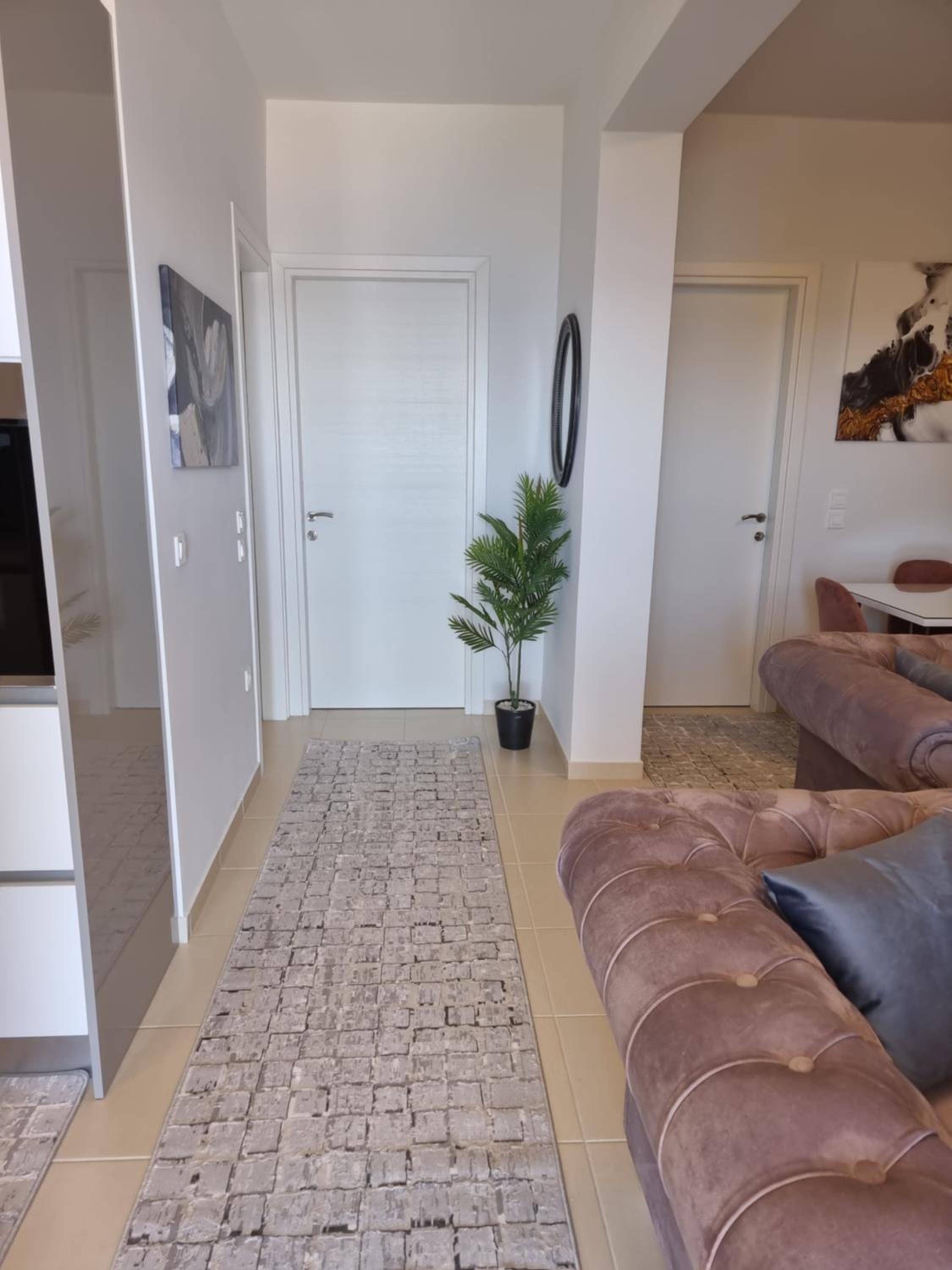 Two-Bedroom Apartment - Photo 23