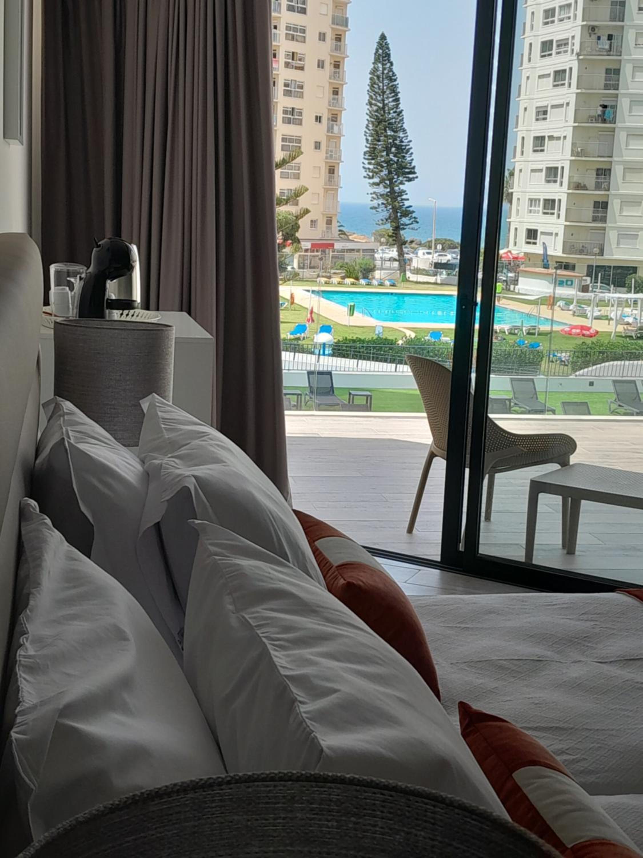 Triple Room with Sea View - Photo 9