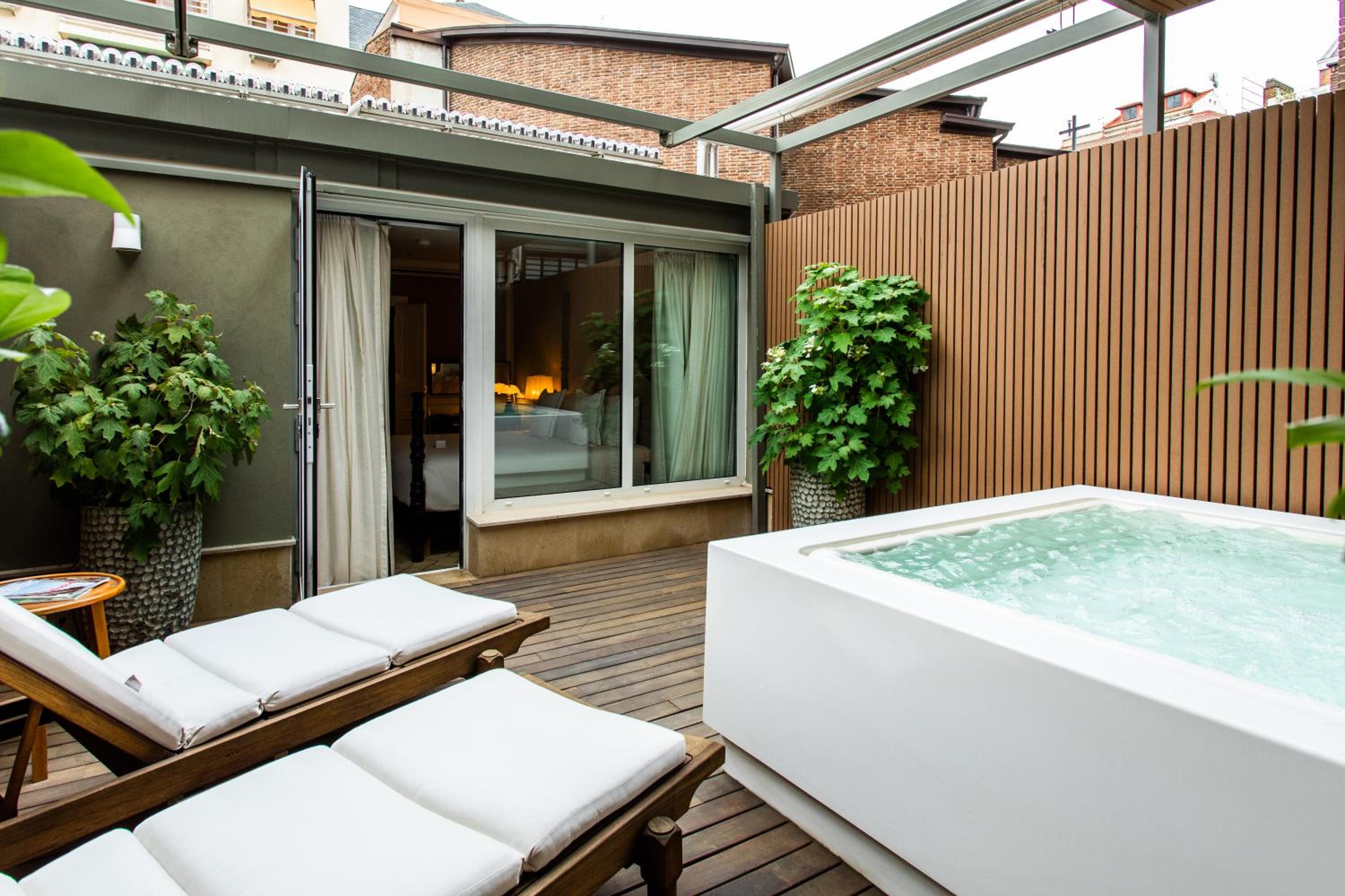 Villa with Spa Bath Terrace - Photo 6