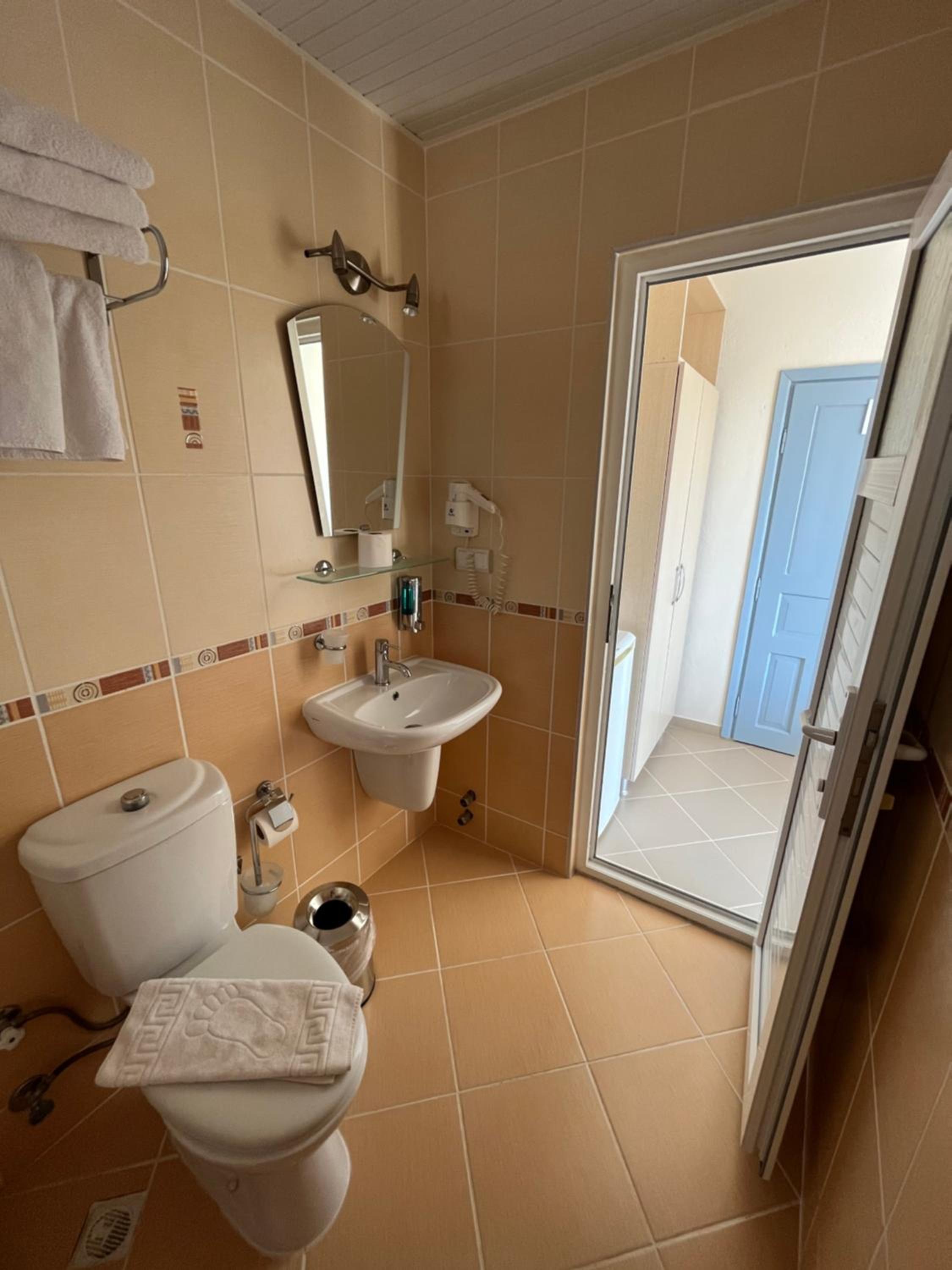 Triple Room - Photo 4