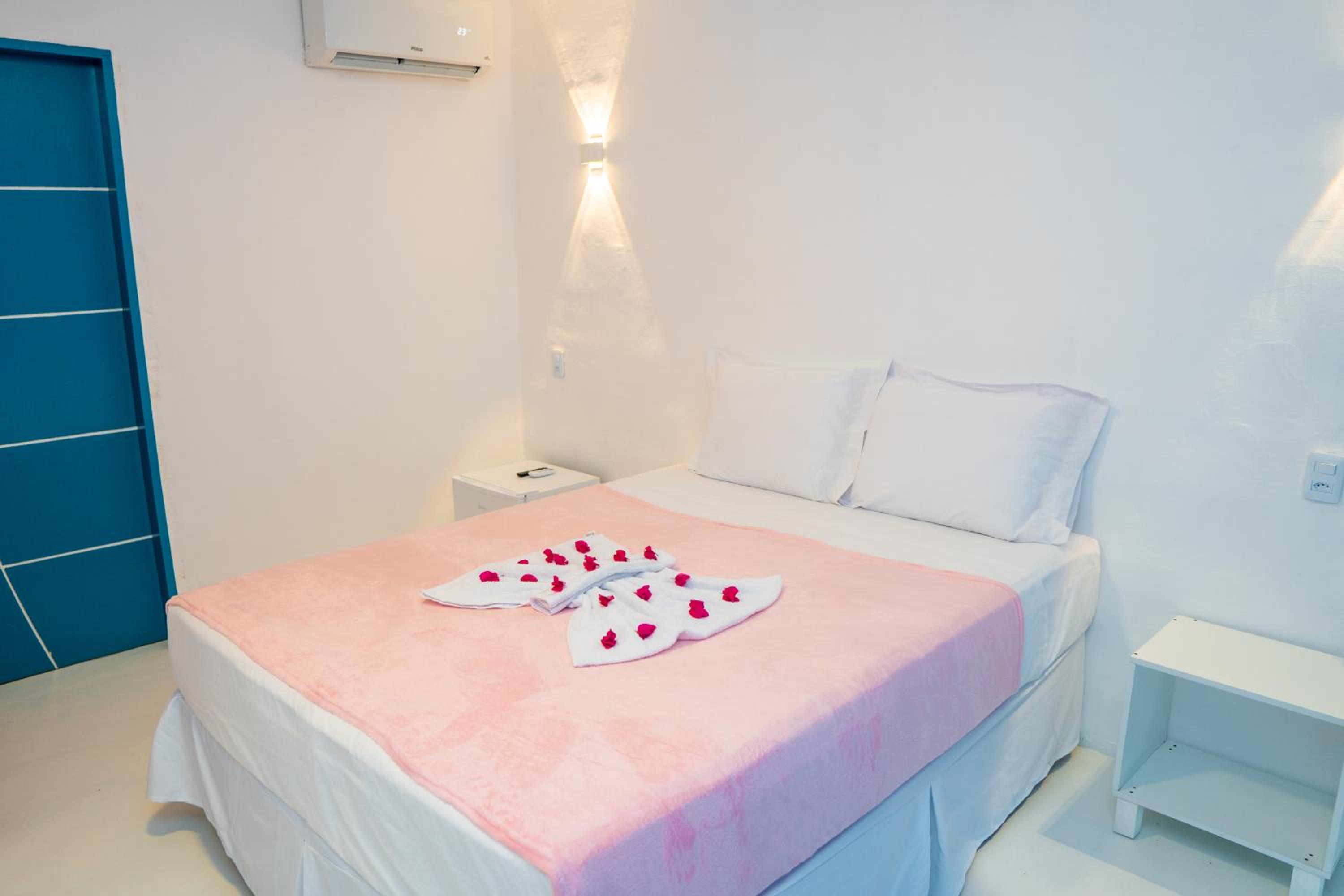 Deluxe Room - Photo 6
