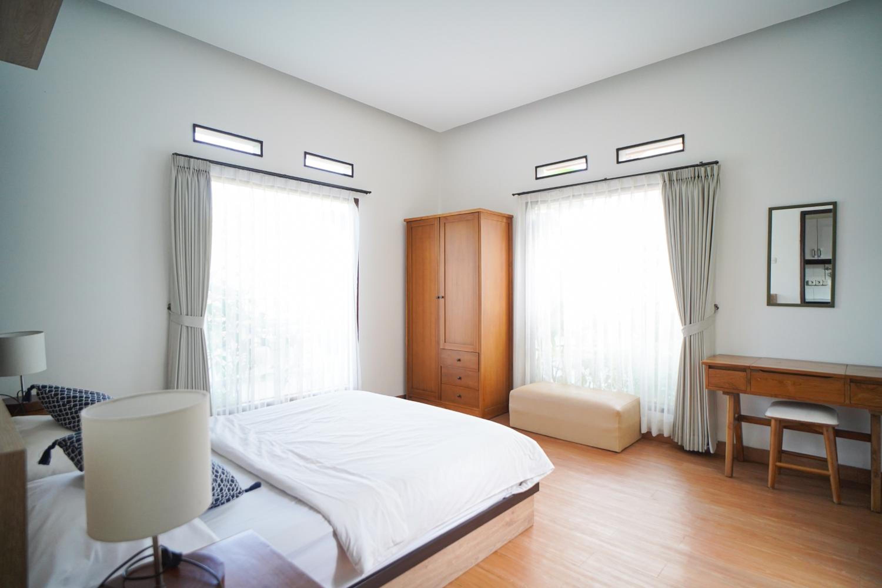 Two-Bedroom Villa - Photo 12