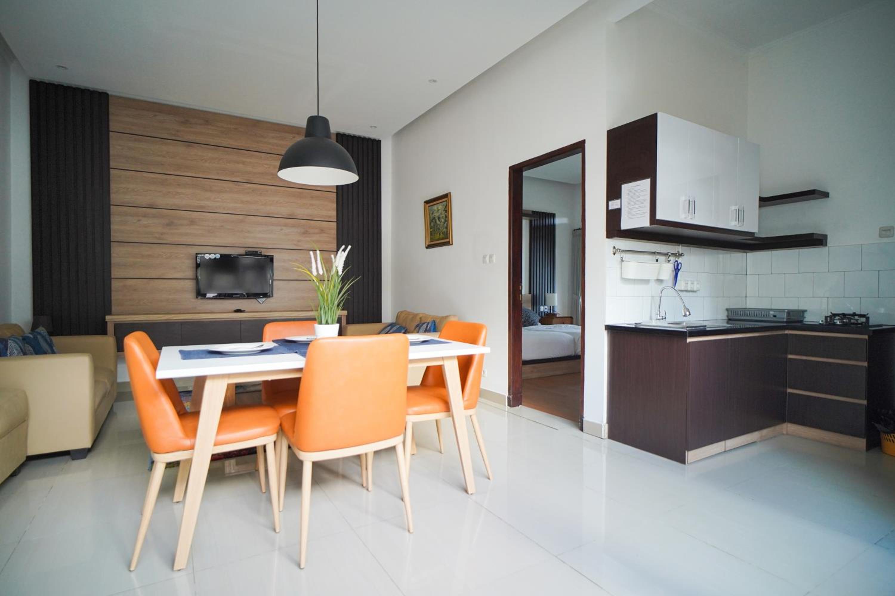 Two-Bedroom Villa - Photo 3