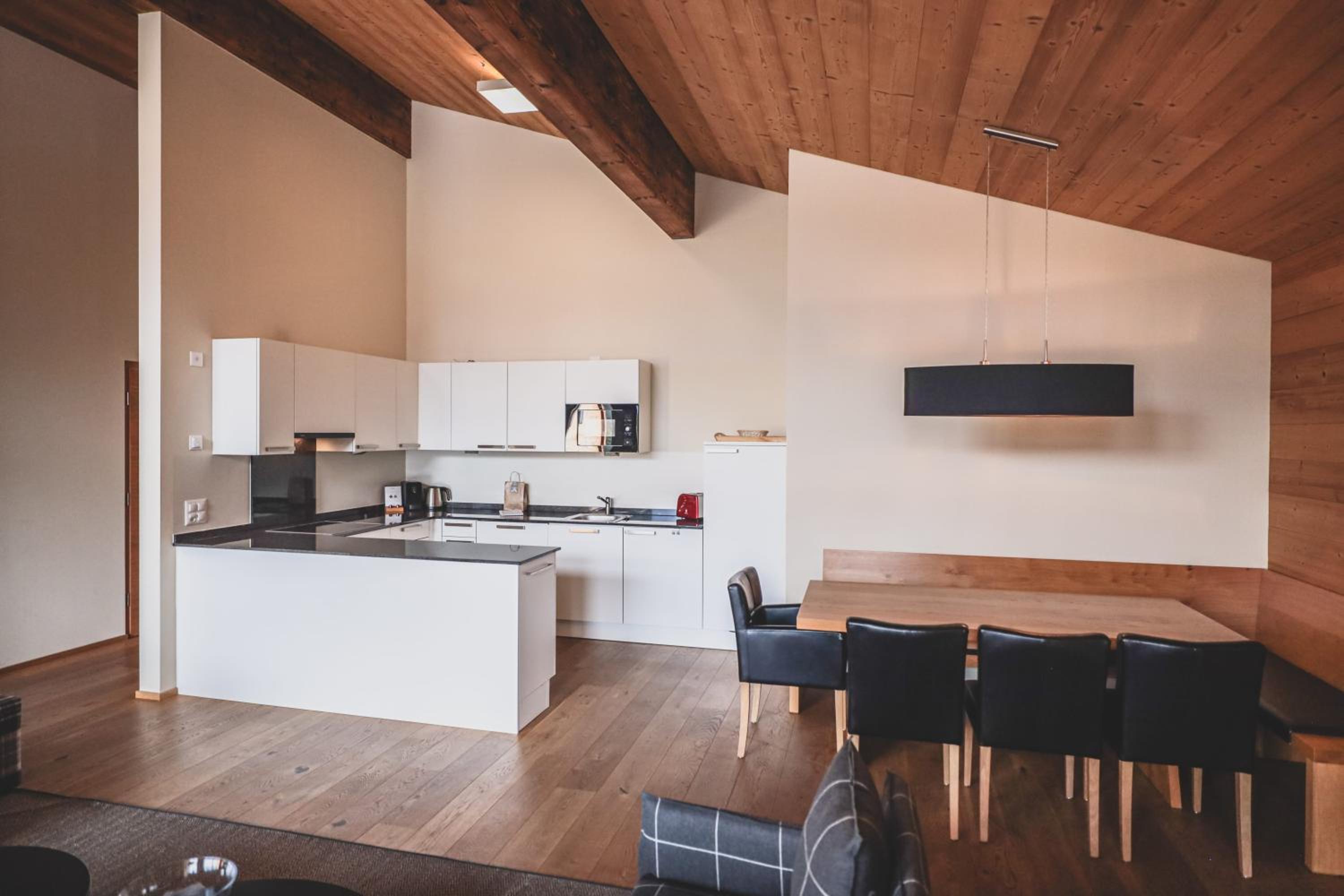 Four-Bedroom Penthouse photo 2
