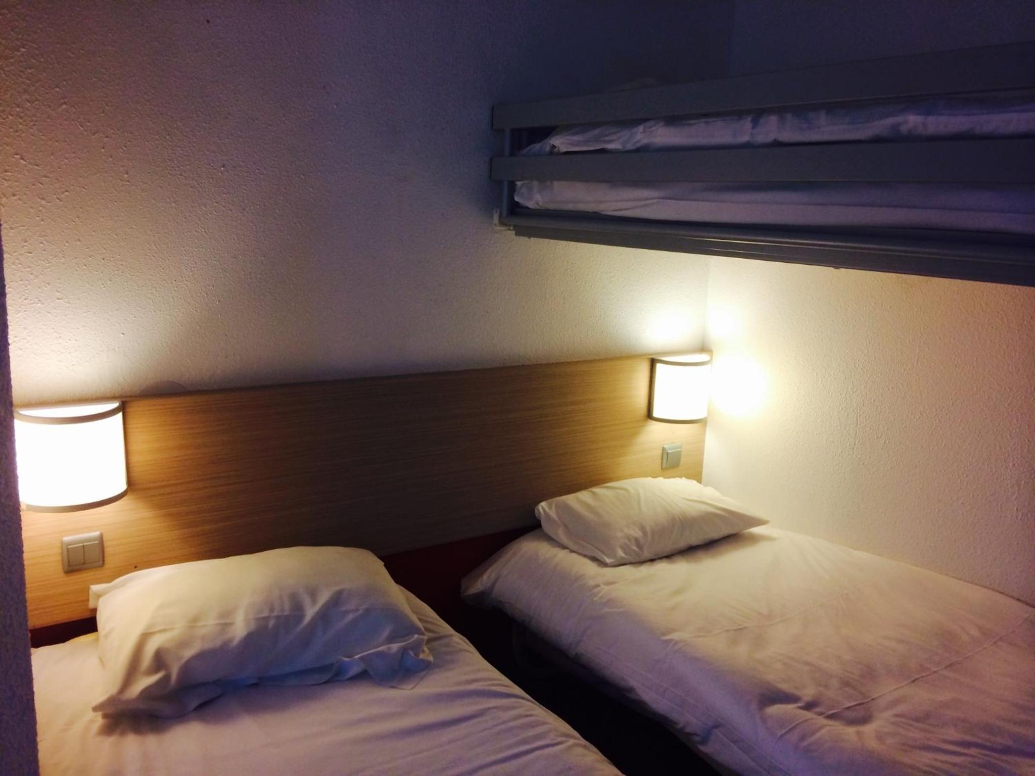 Basic Triple Room