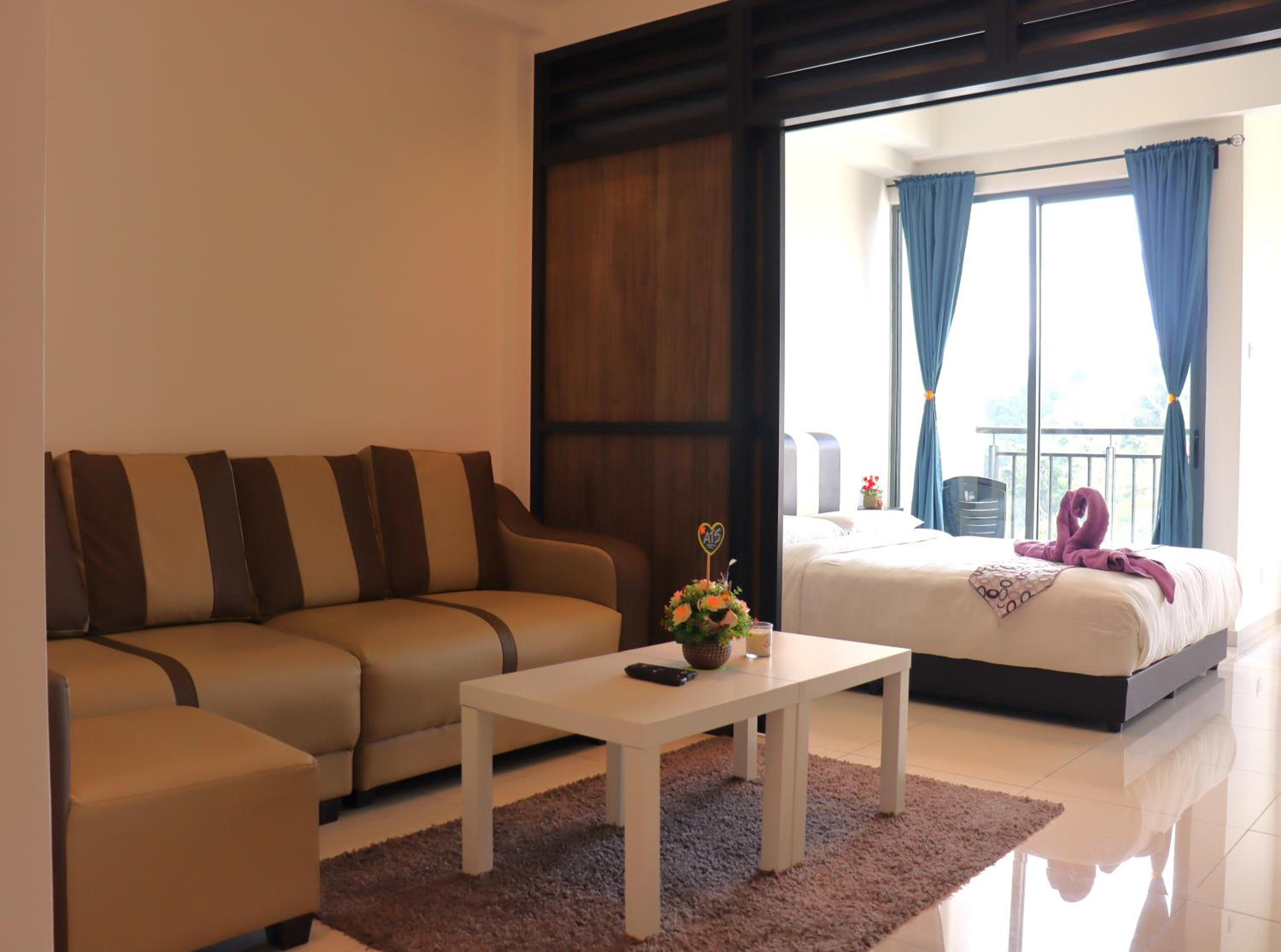Queen Suite photo 2