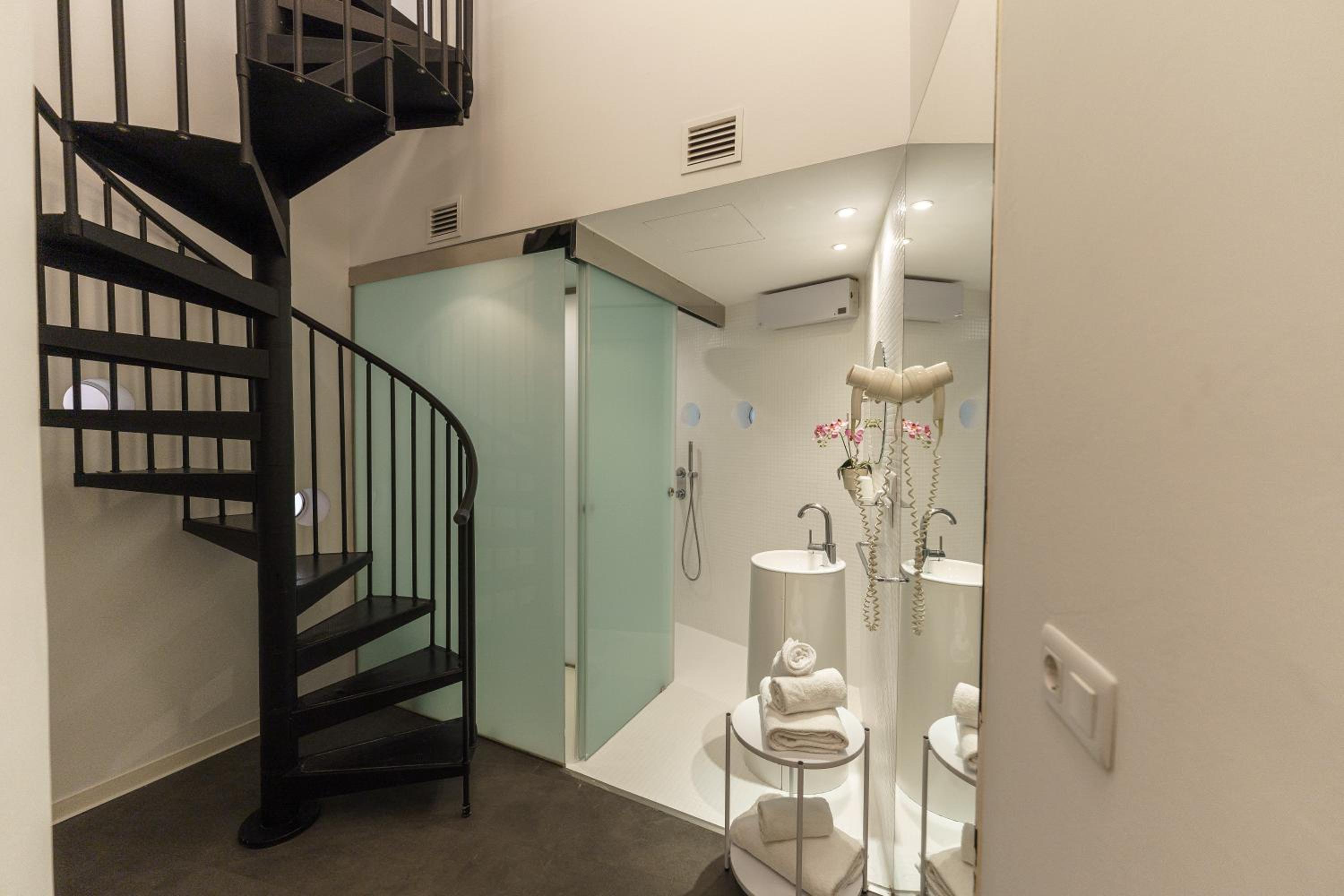 Duplex Suite thumbnail 5