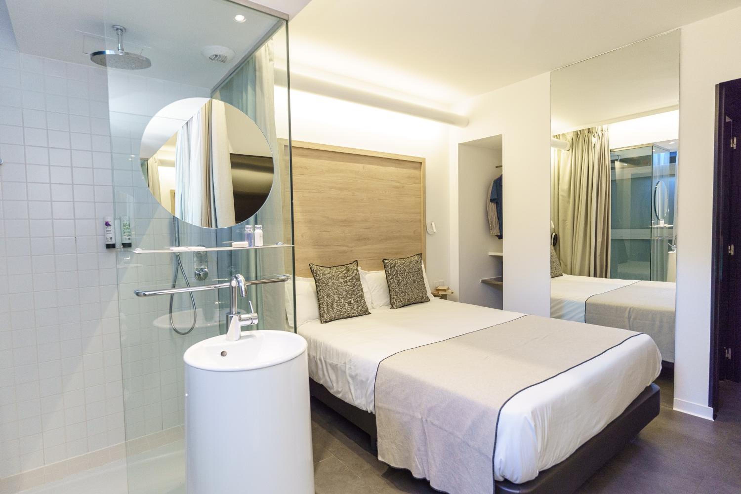 Basic Double Room