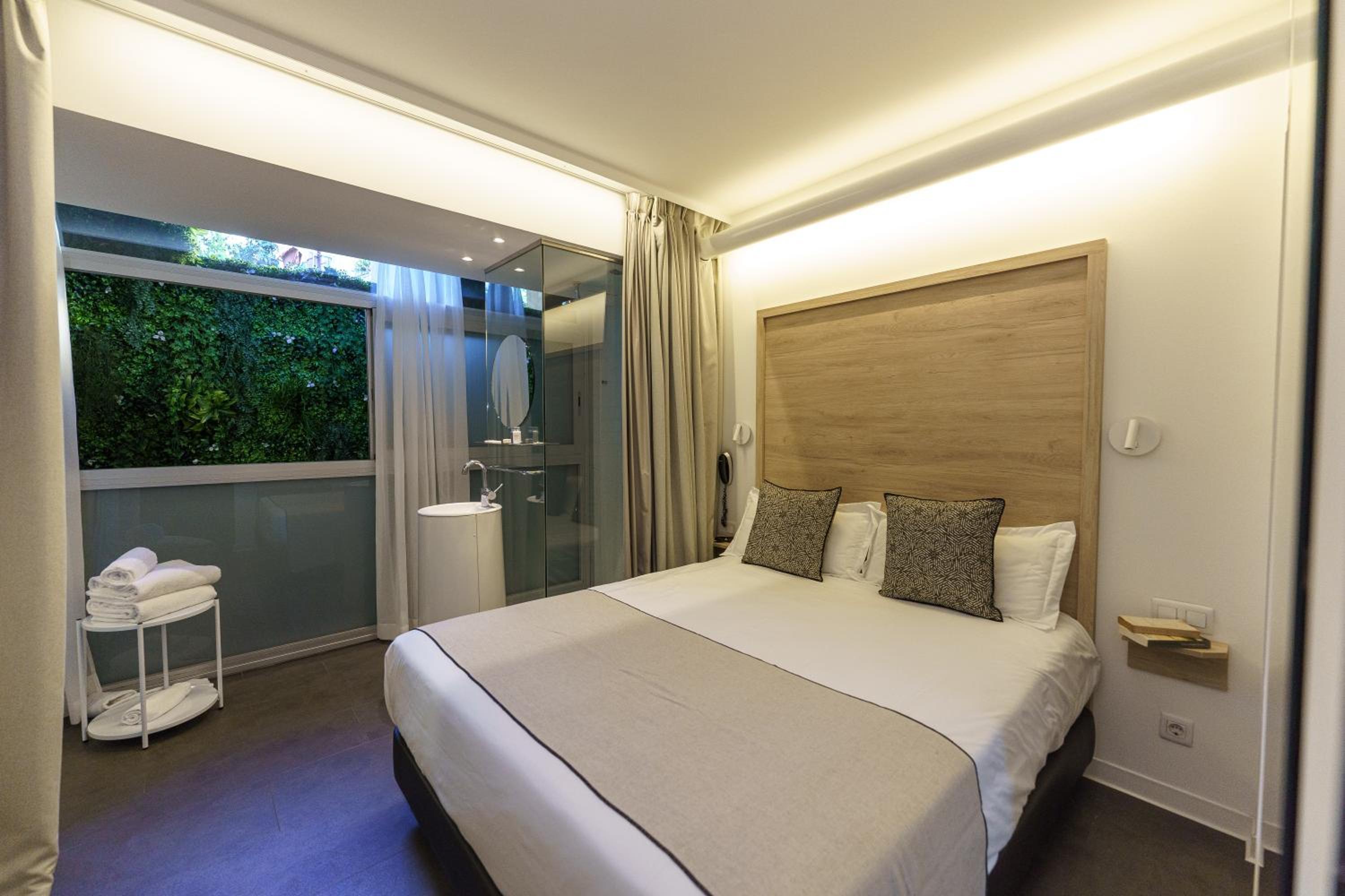 Basic Double Room