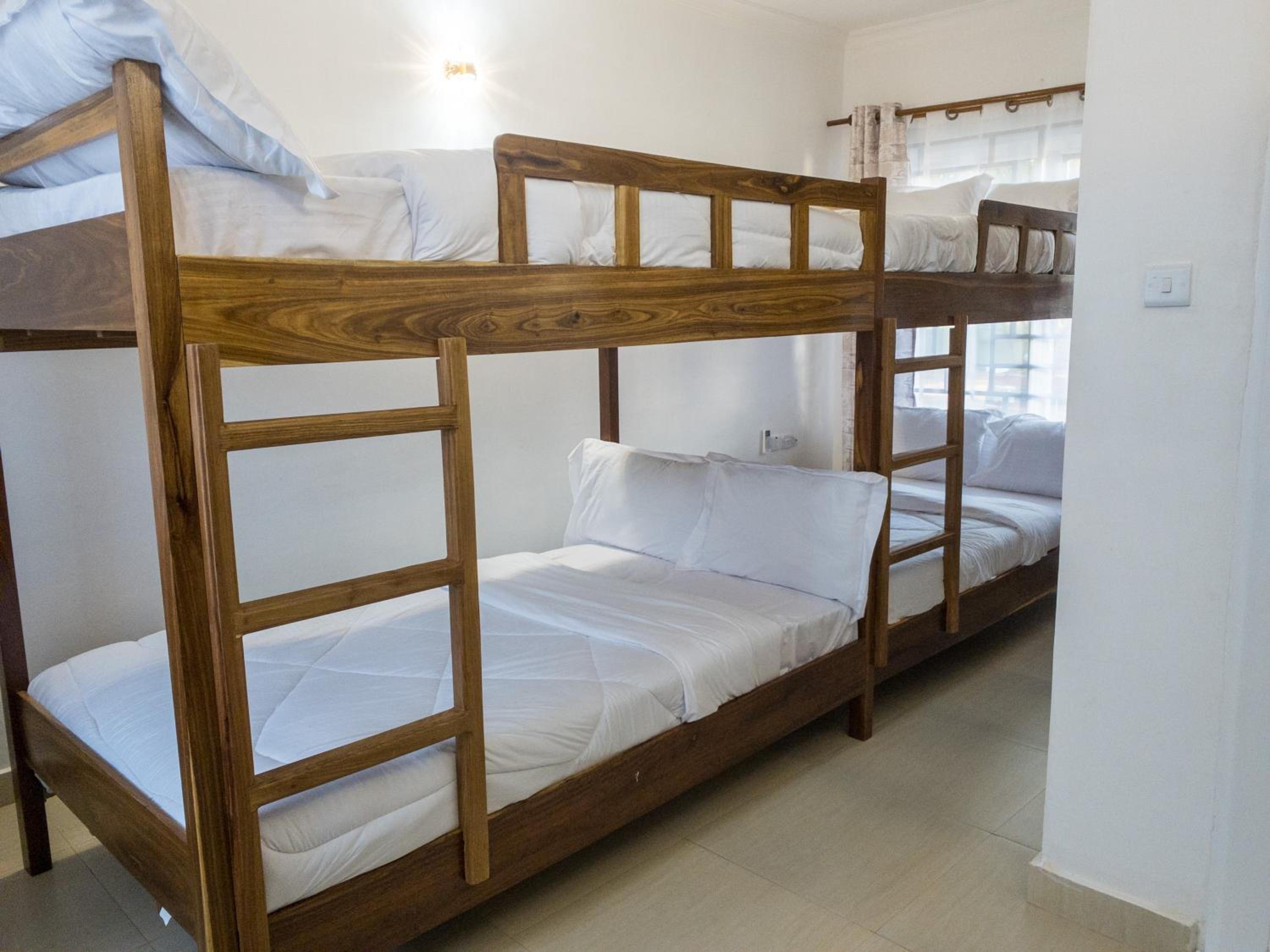 Classic Quadruple Room photo 3