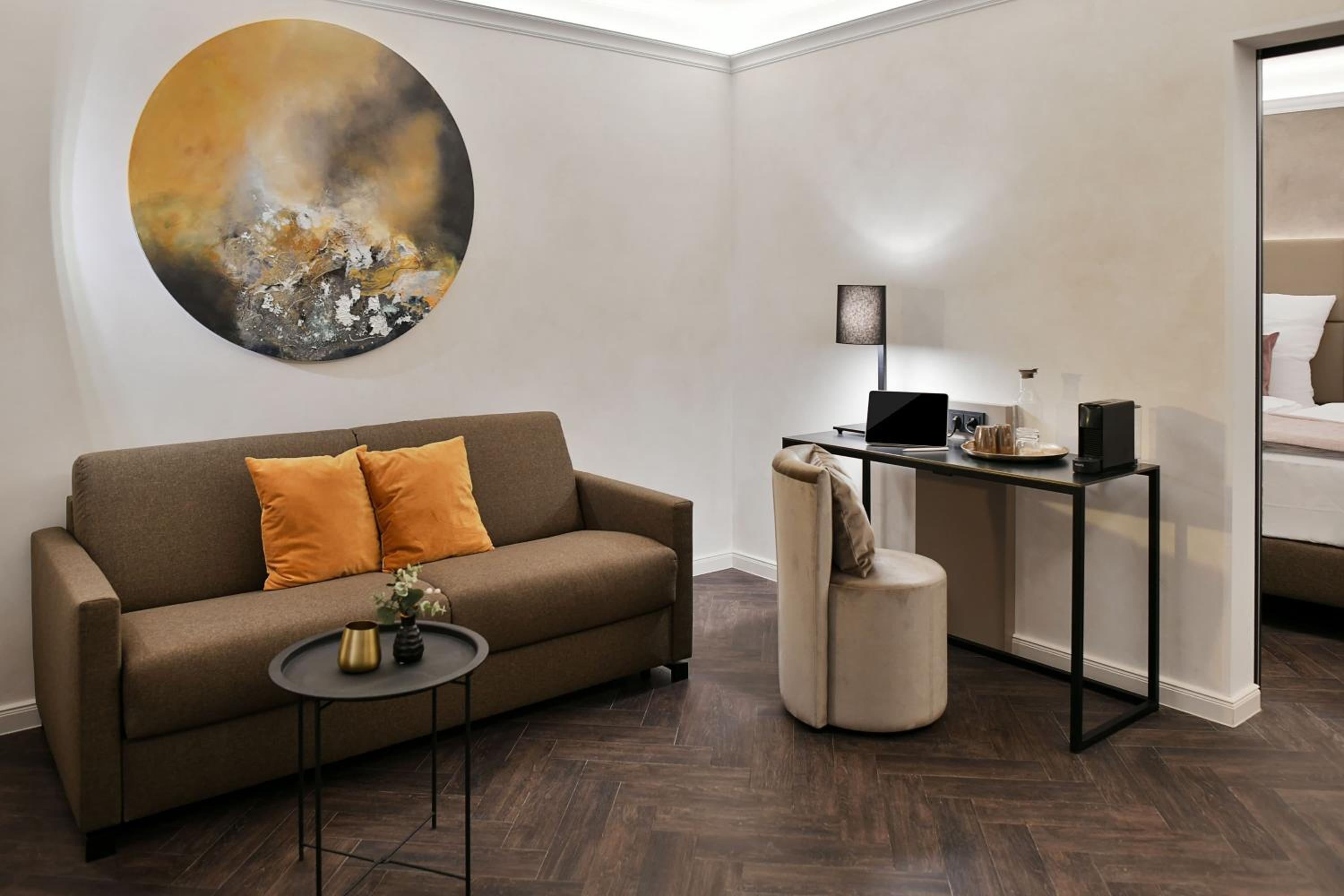 Junior Suite with Balcony photo 2