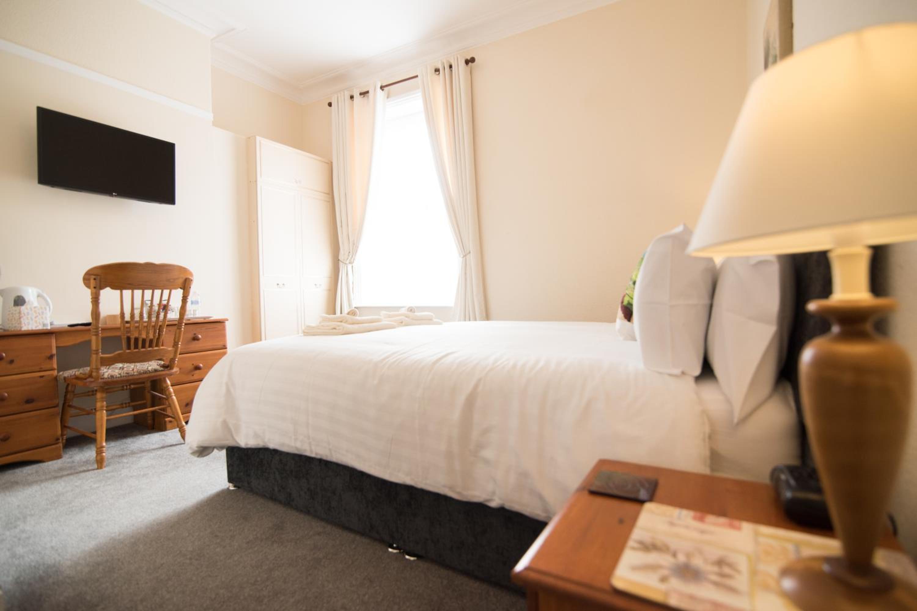 Large Double Room photo 1