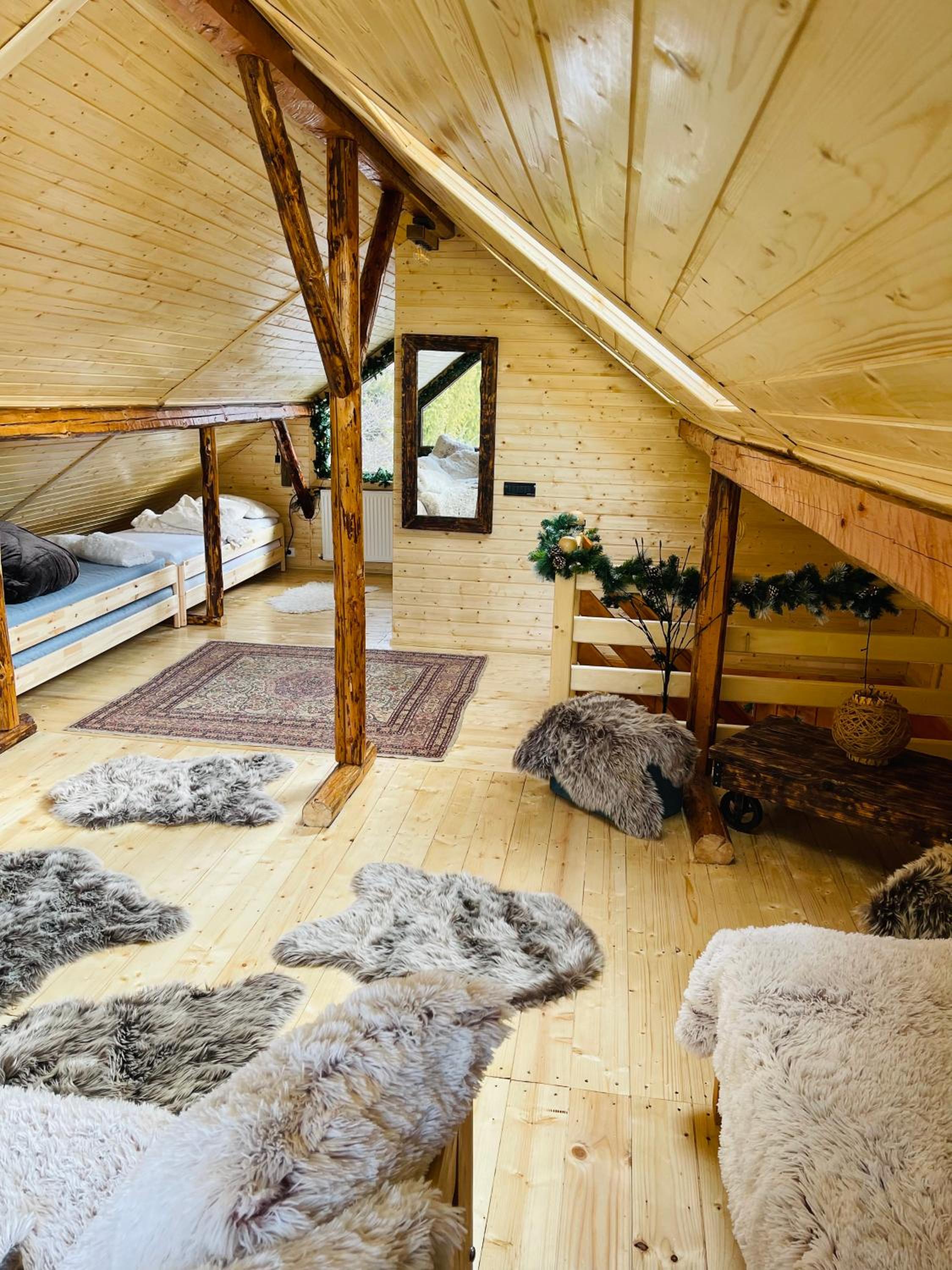 Three-Bedroom House photo 3