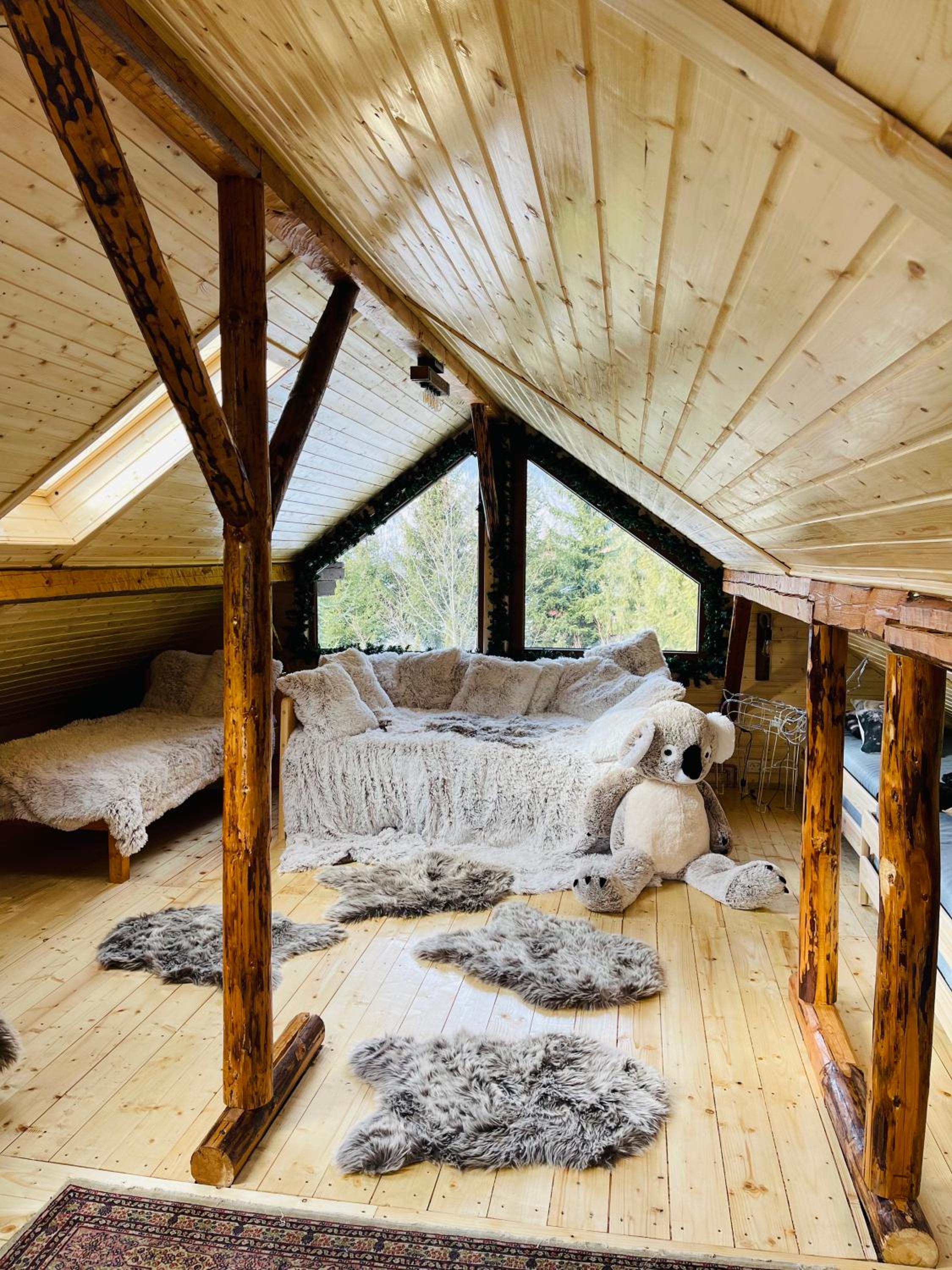 Three-Bedroom House photo 1