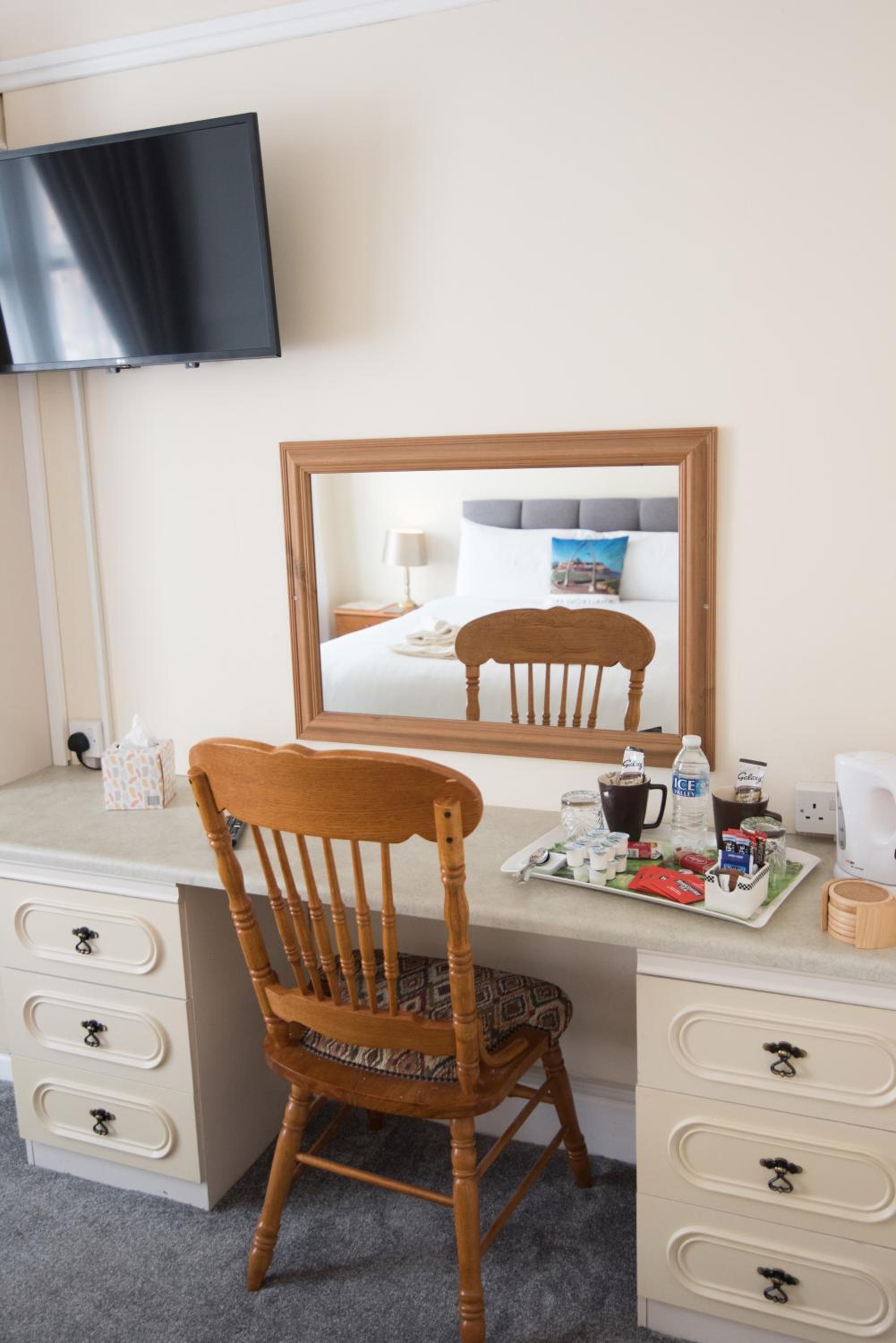 Large Double Room photo 3