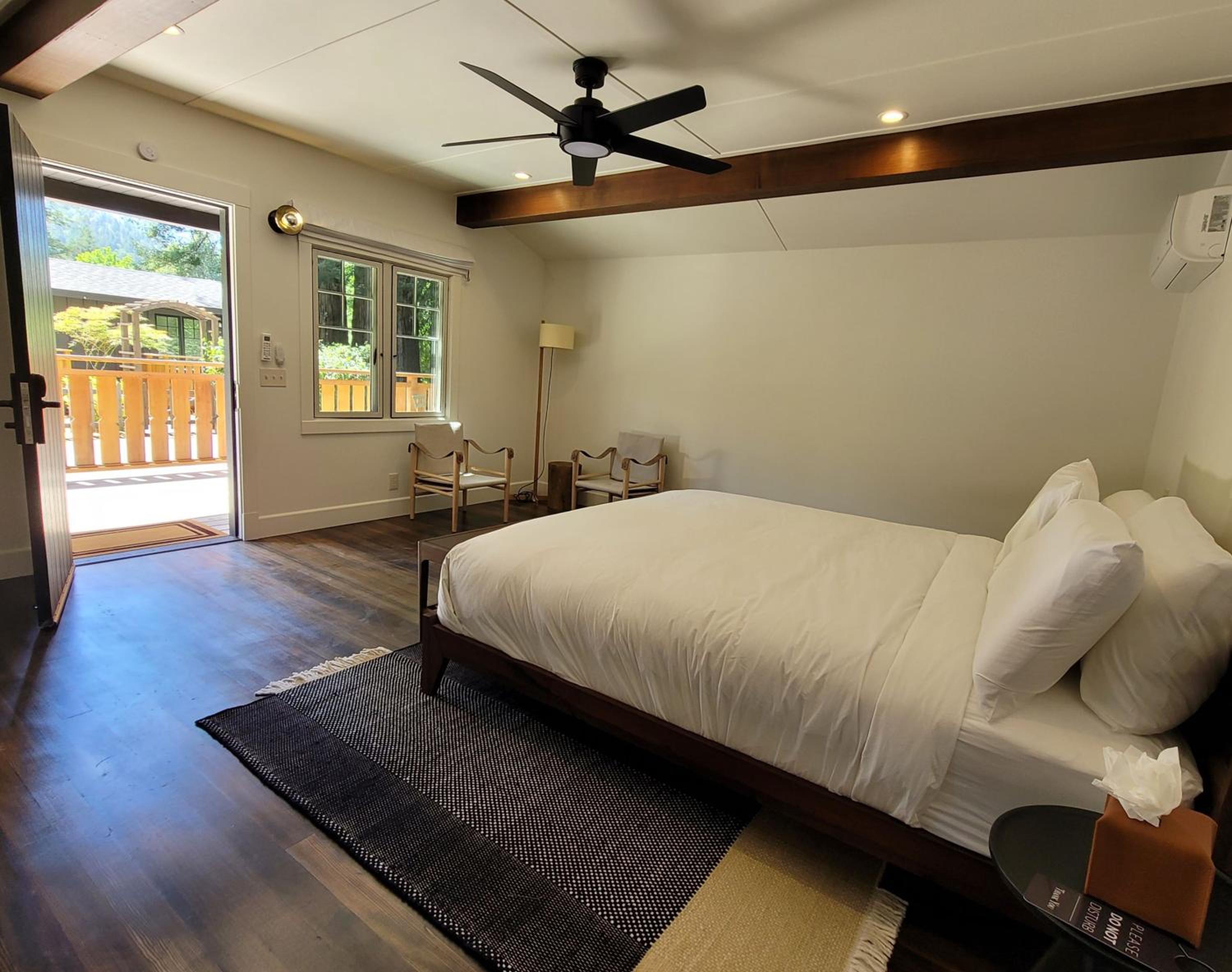 Cottage - Photo 1