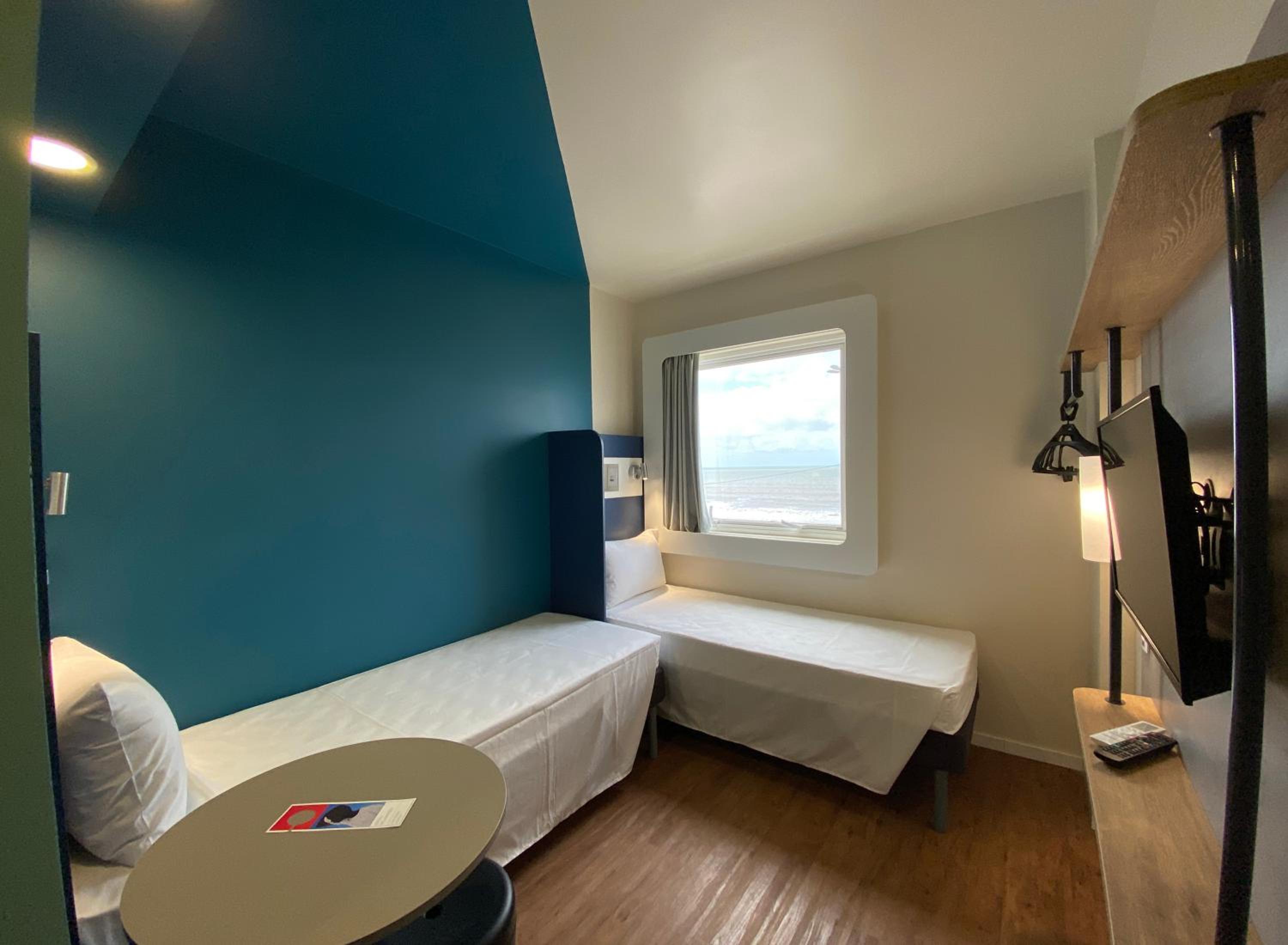 Superior Twin Room with Ocean View - Photo 2