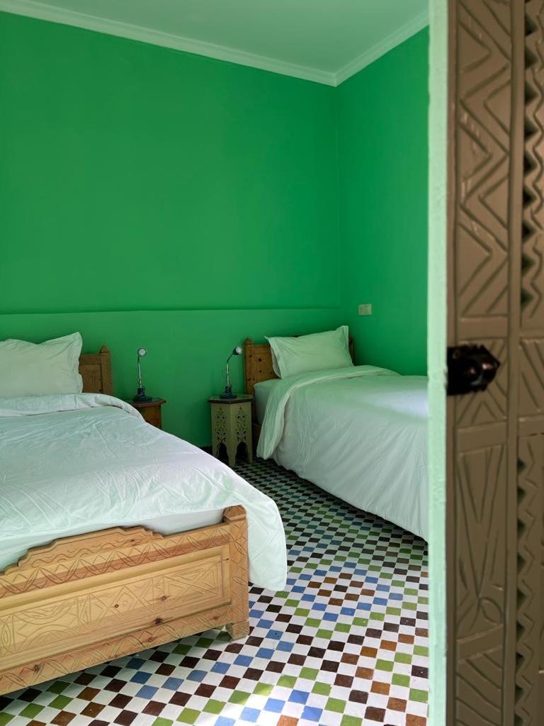 Apartment with Terrace - Photo 33