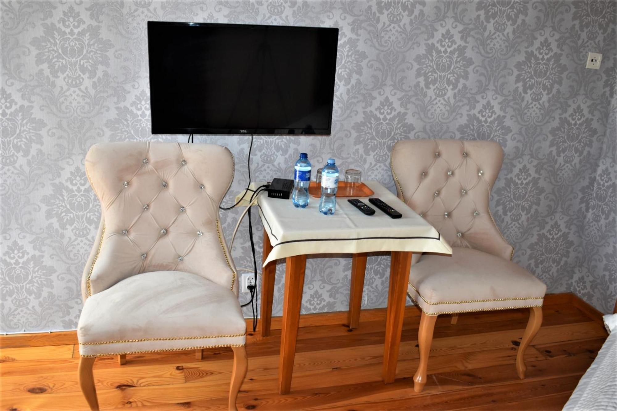 Double Room with Balcony photo 2
