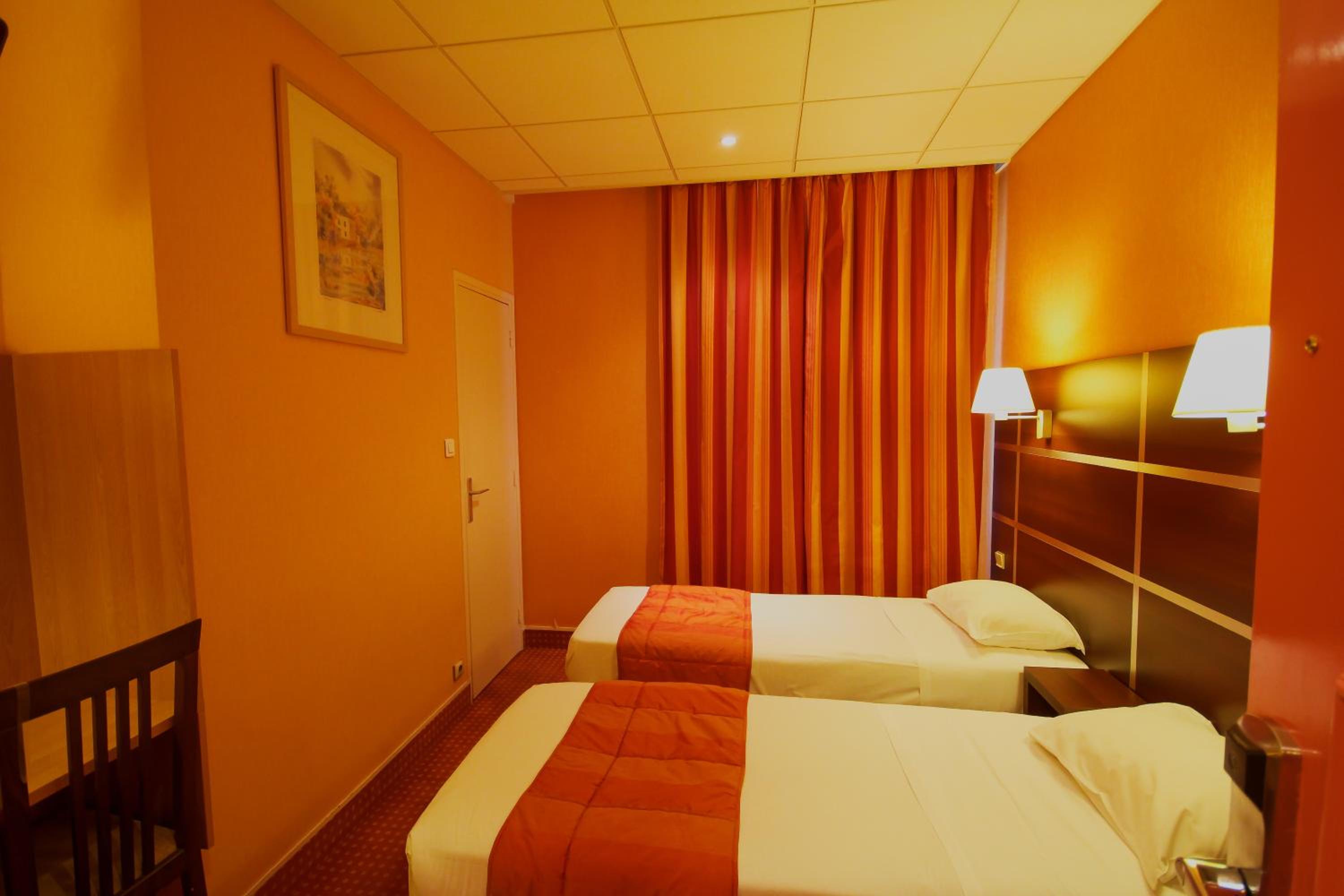 Twin Room photo 1