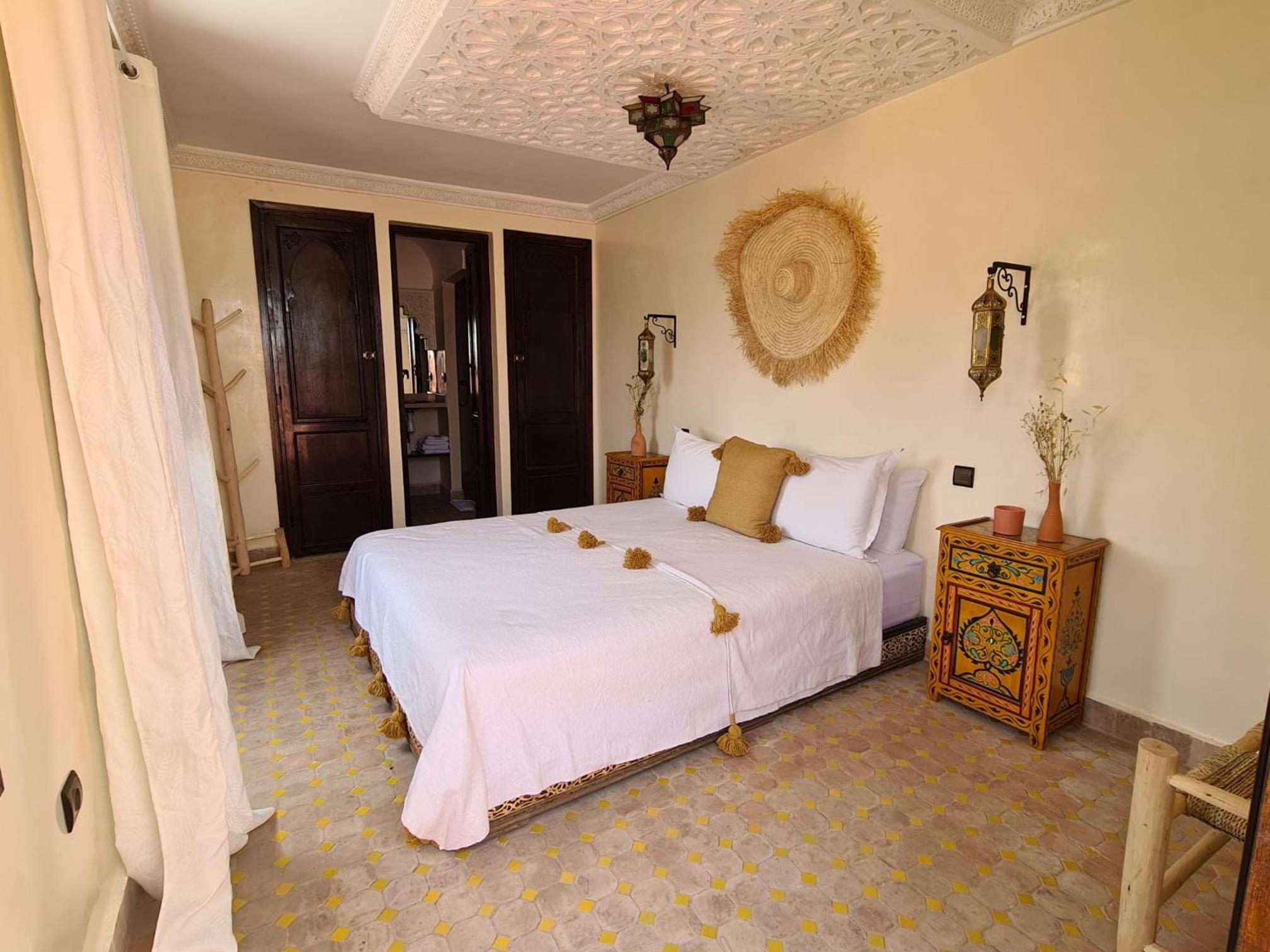 Deluxe Double Room - Photo 5