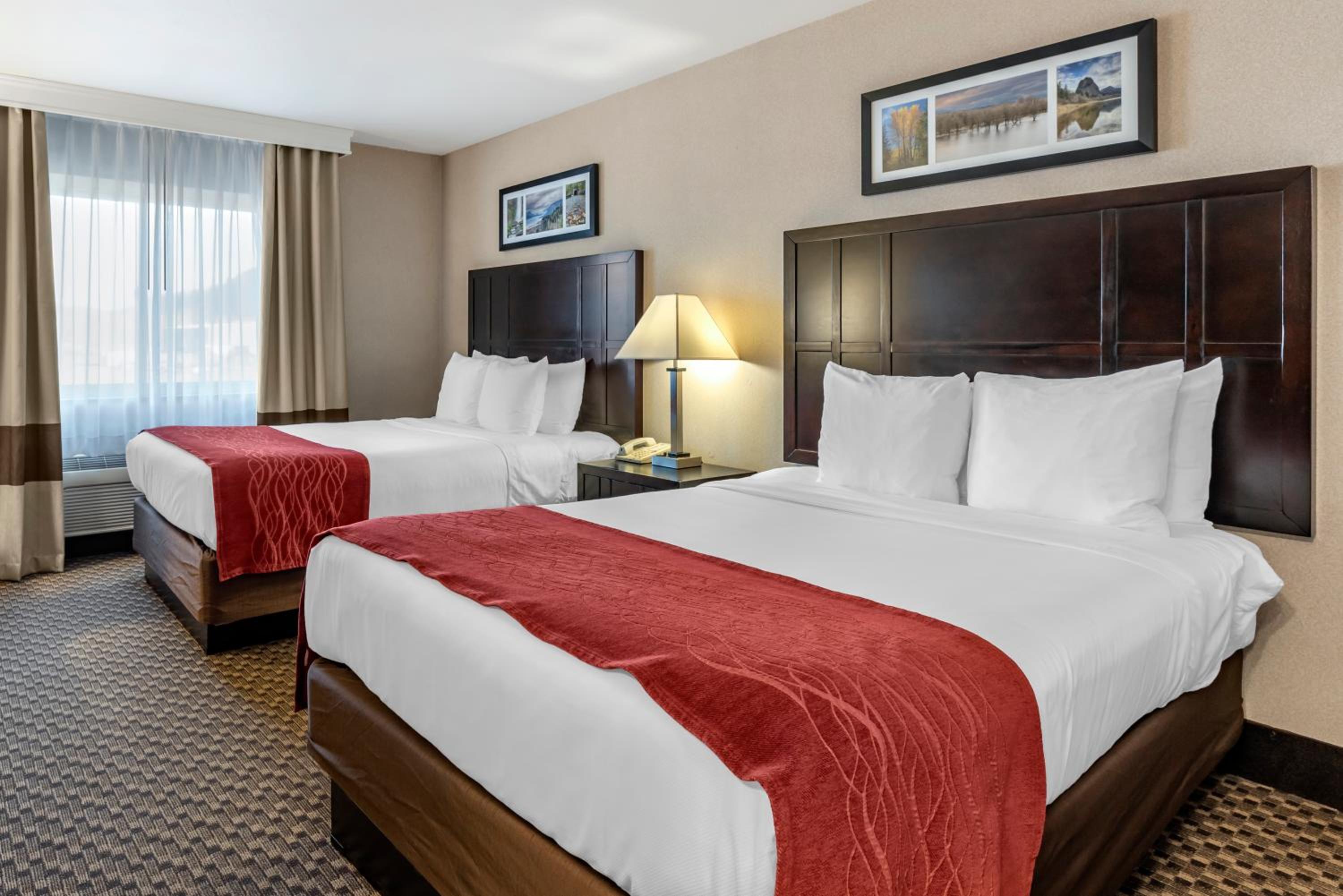 Double Room with Two Double Beds - Non-Smoking - Photo 2