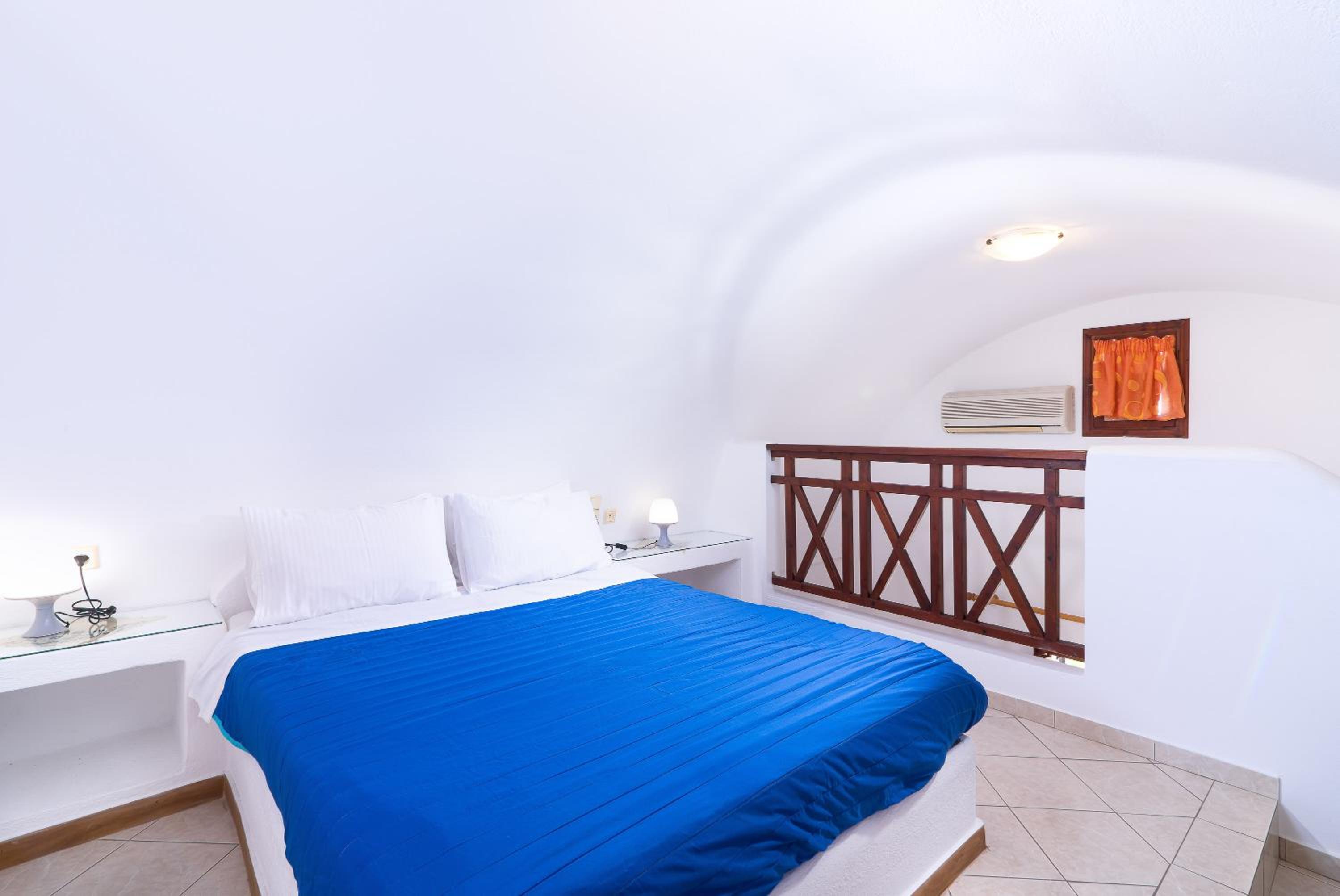 Apartment - Split Level with Partial Sea View - Photo 5