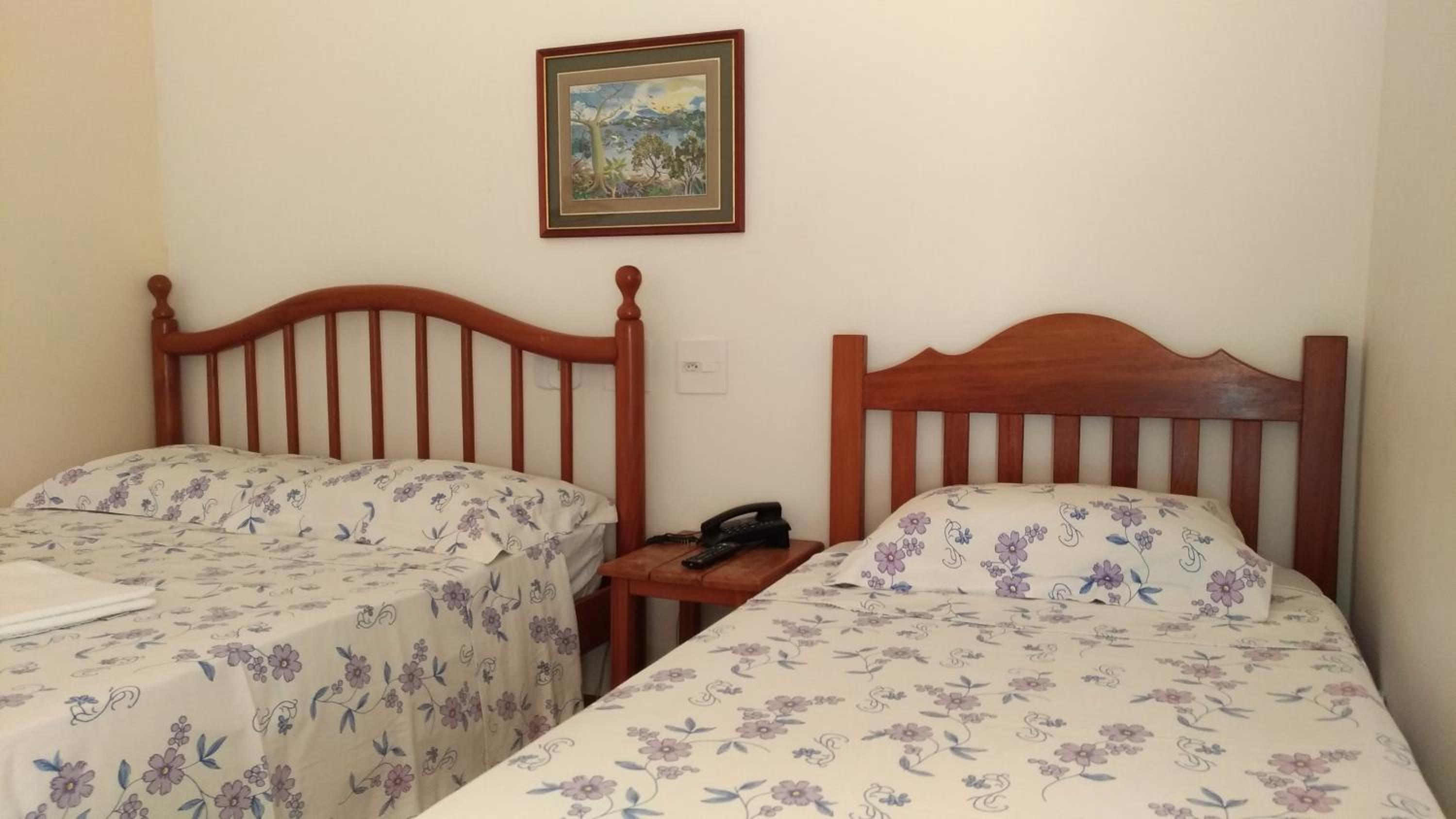 Standard Twin Room photo 2