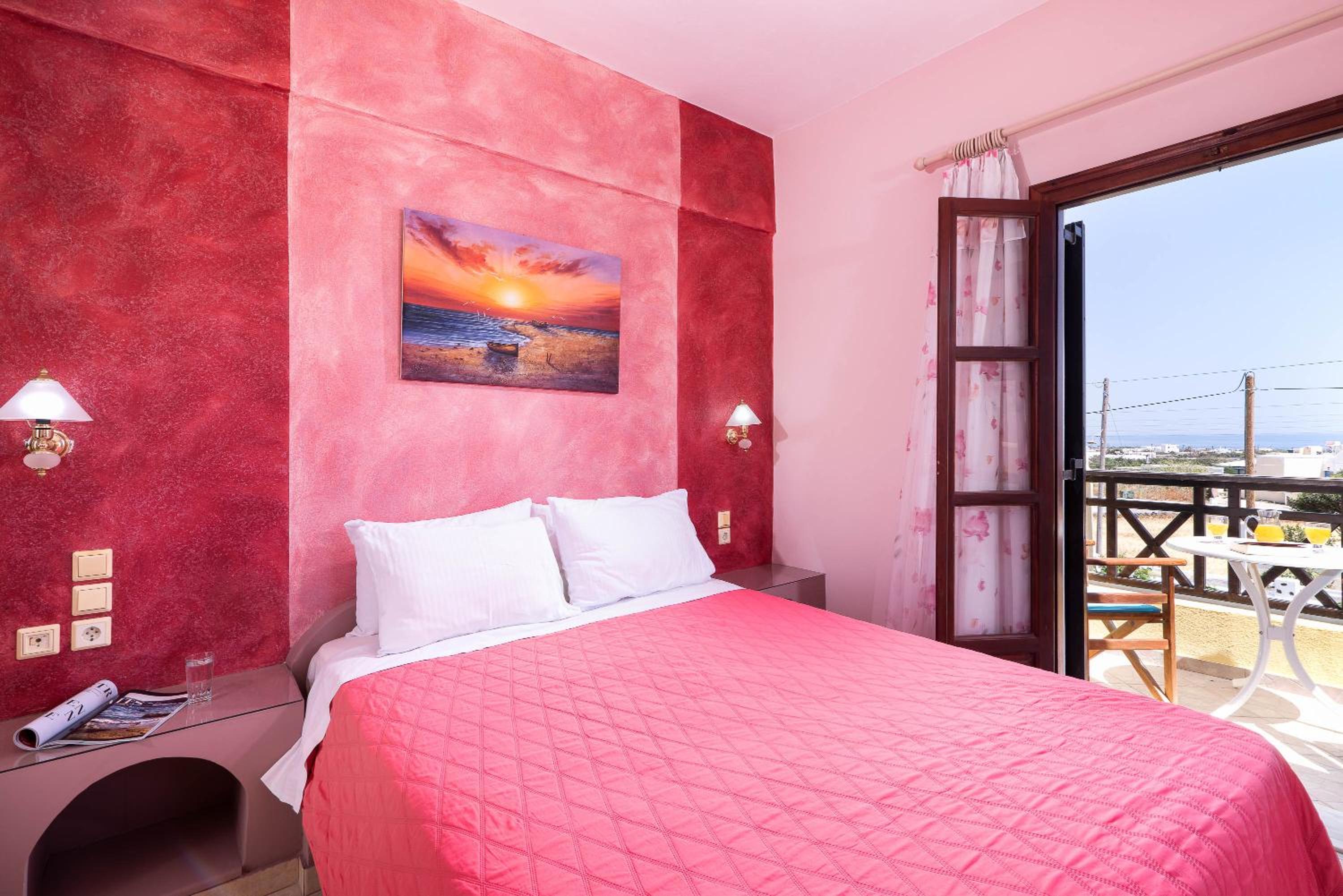 Superior Studio with Partial Sea View (2 adults) - Photo 1