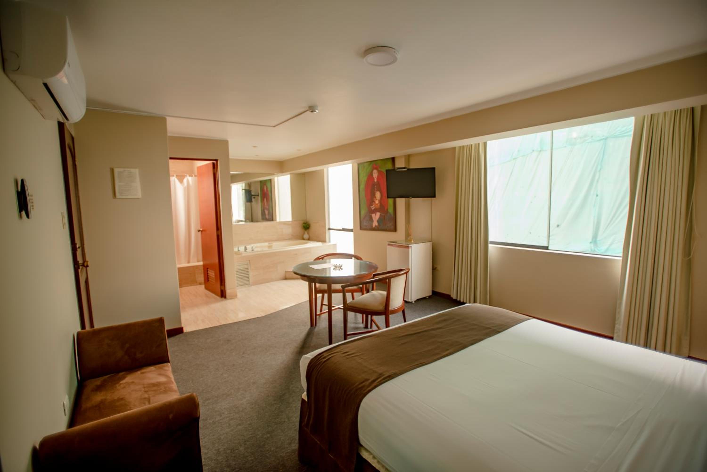 Superior Suite photo 3