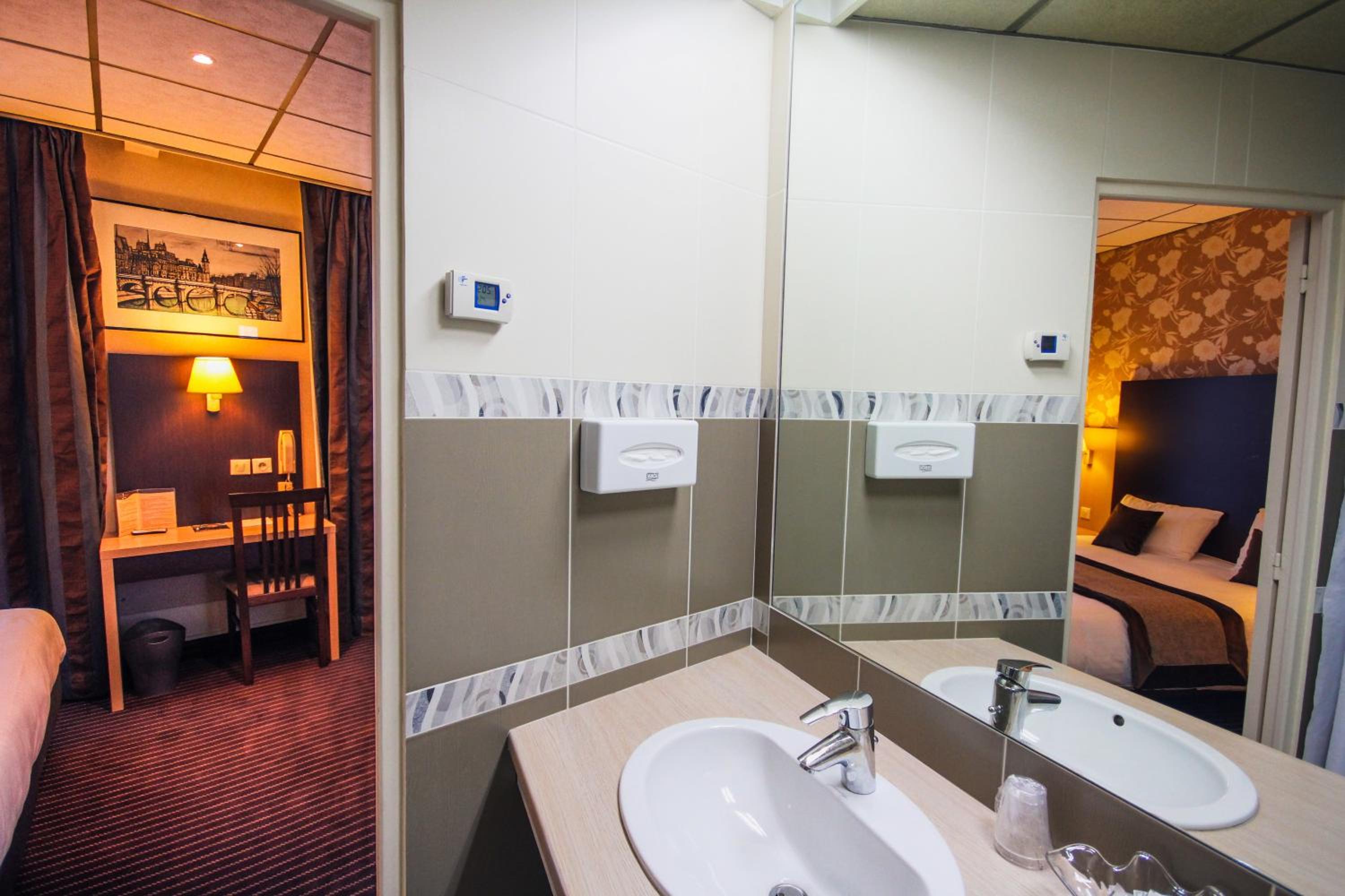 Superior Double Room photo 2