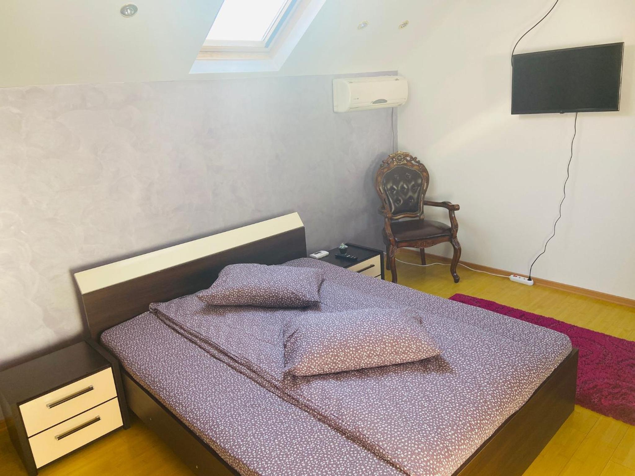 Double Room - Photo 12