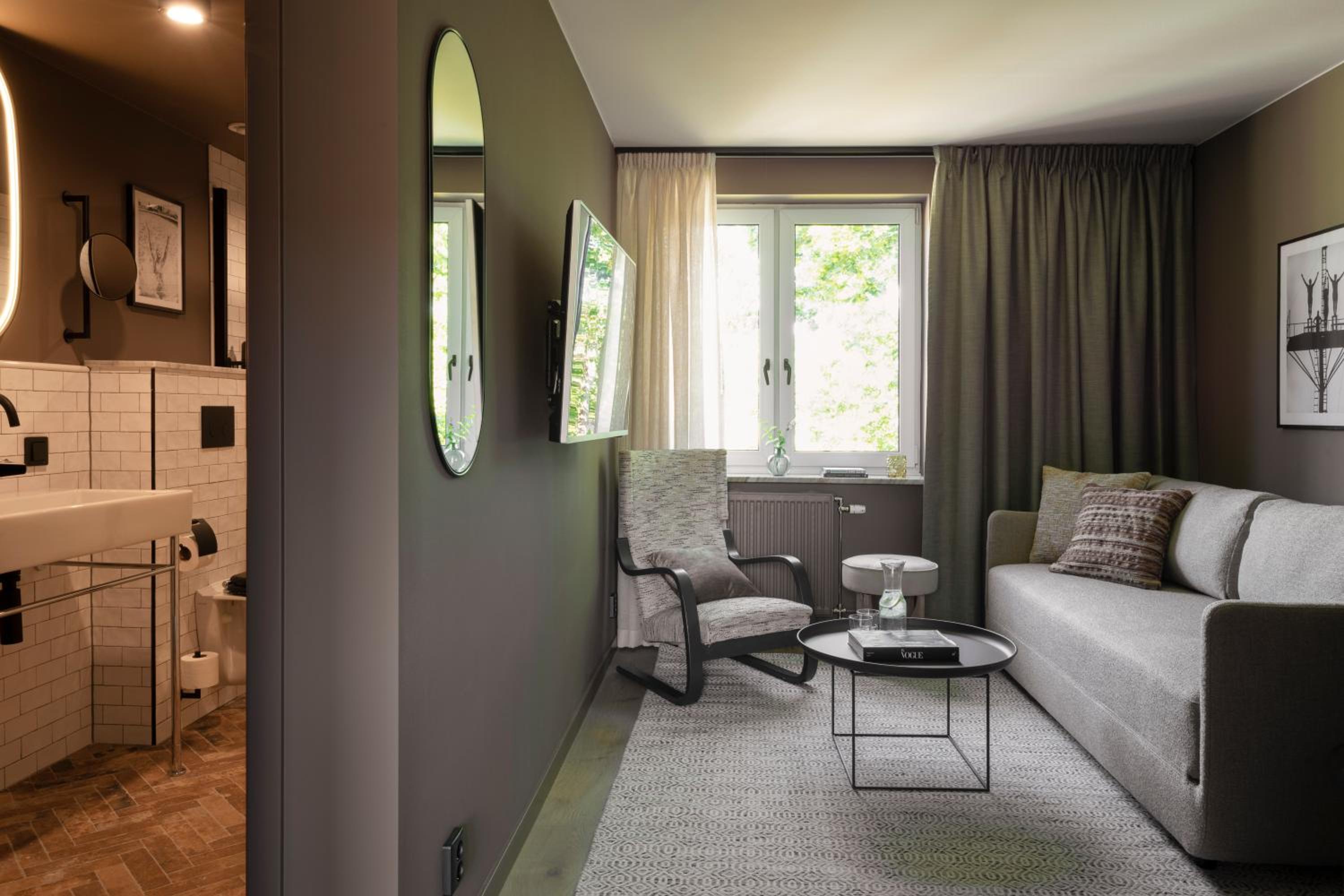 Suite (Excluding Spa) photo 2