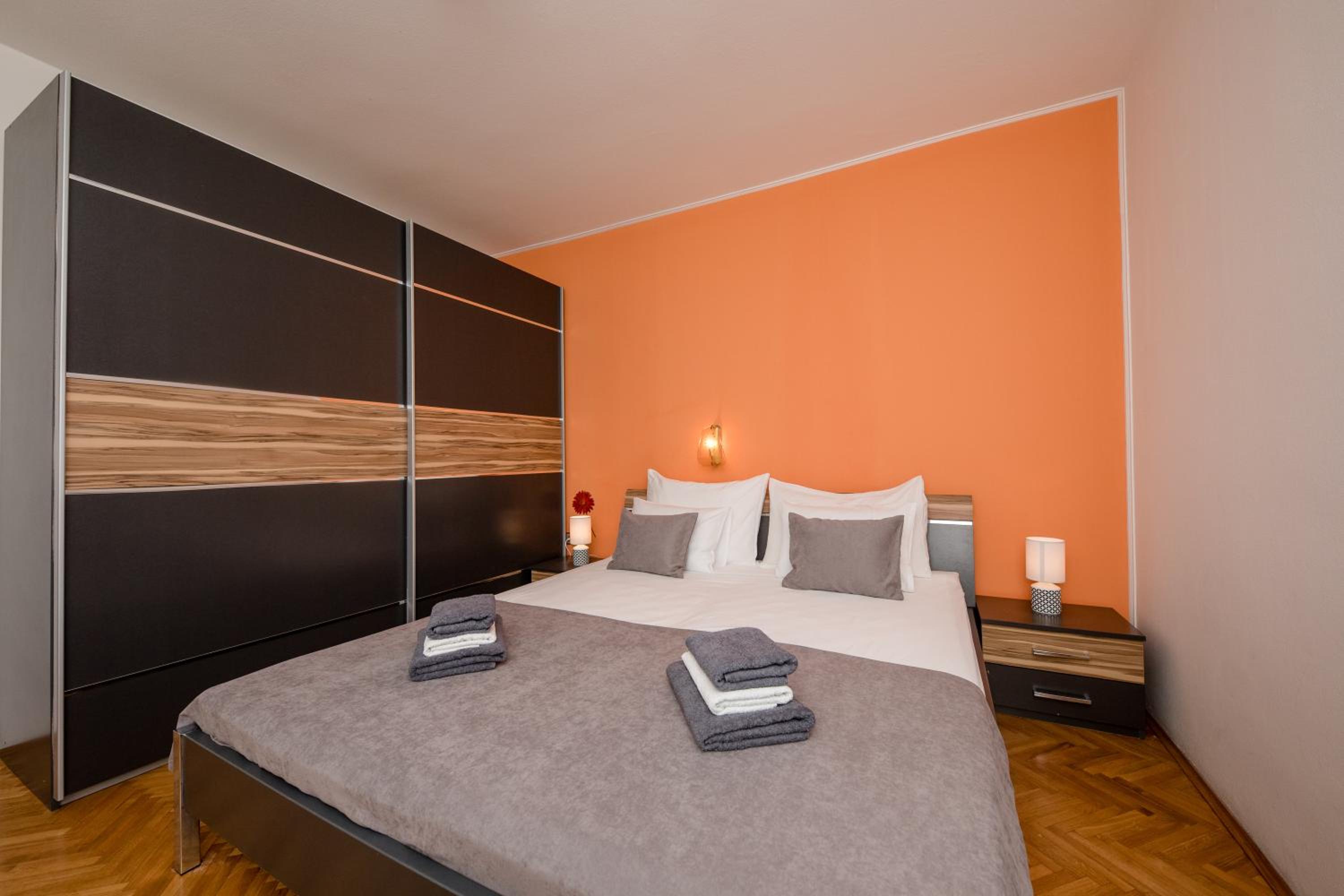 Two-Bedroom Apartment - Photo 4