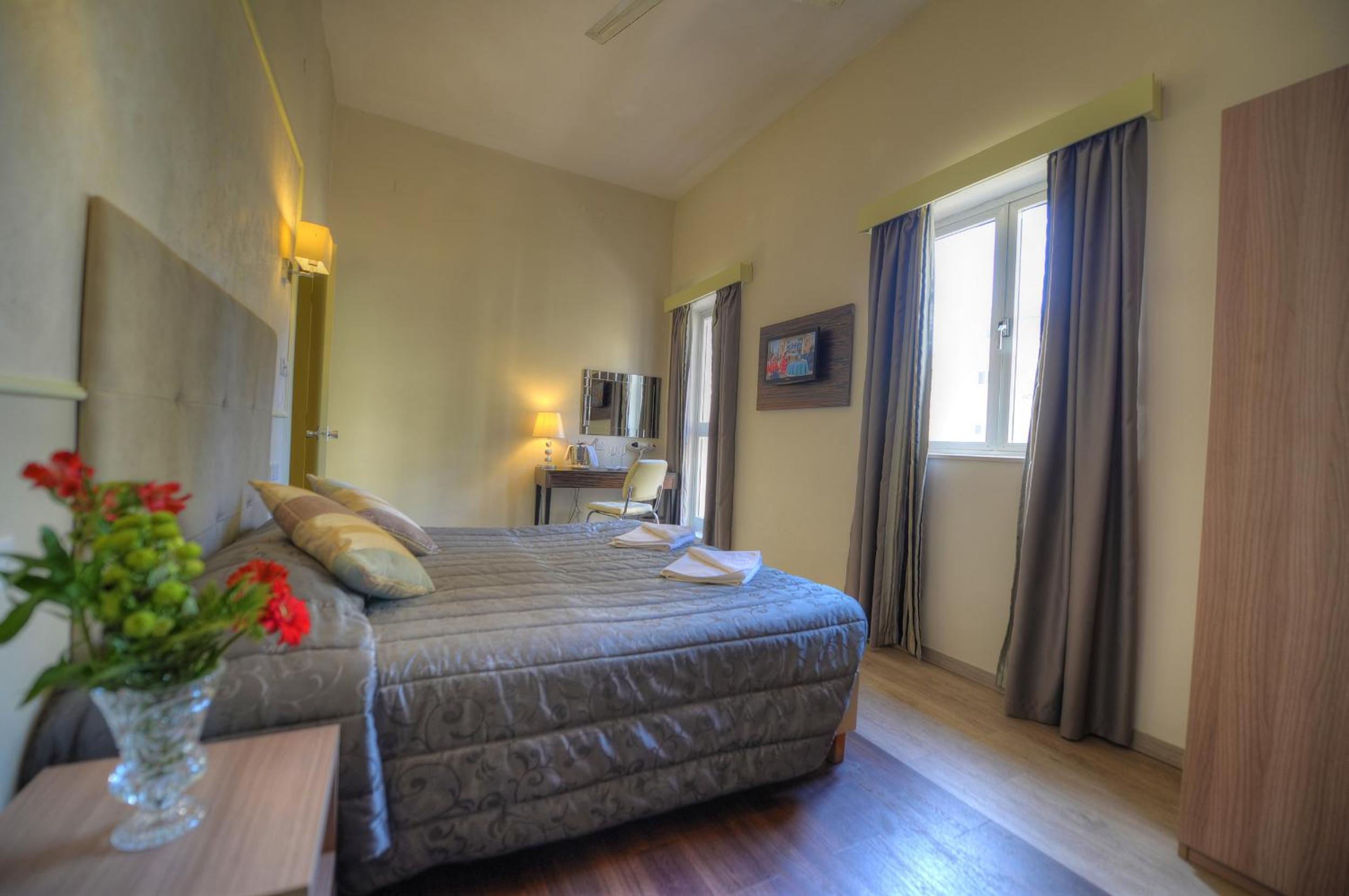 Economy Double or Twin Room - Photo 2