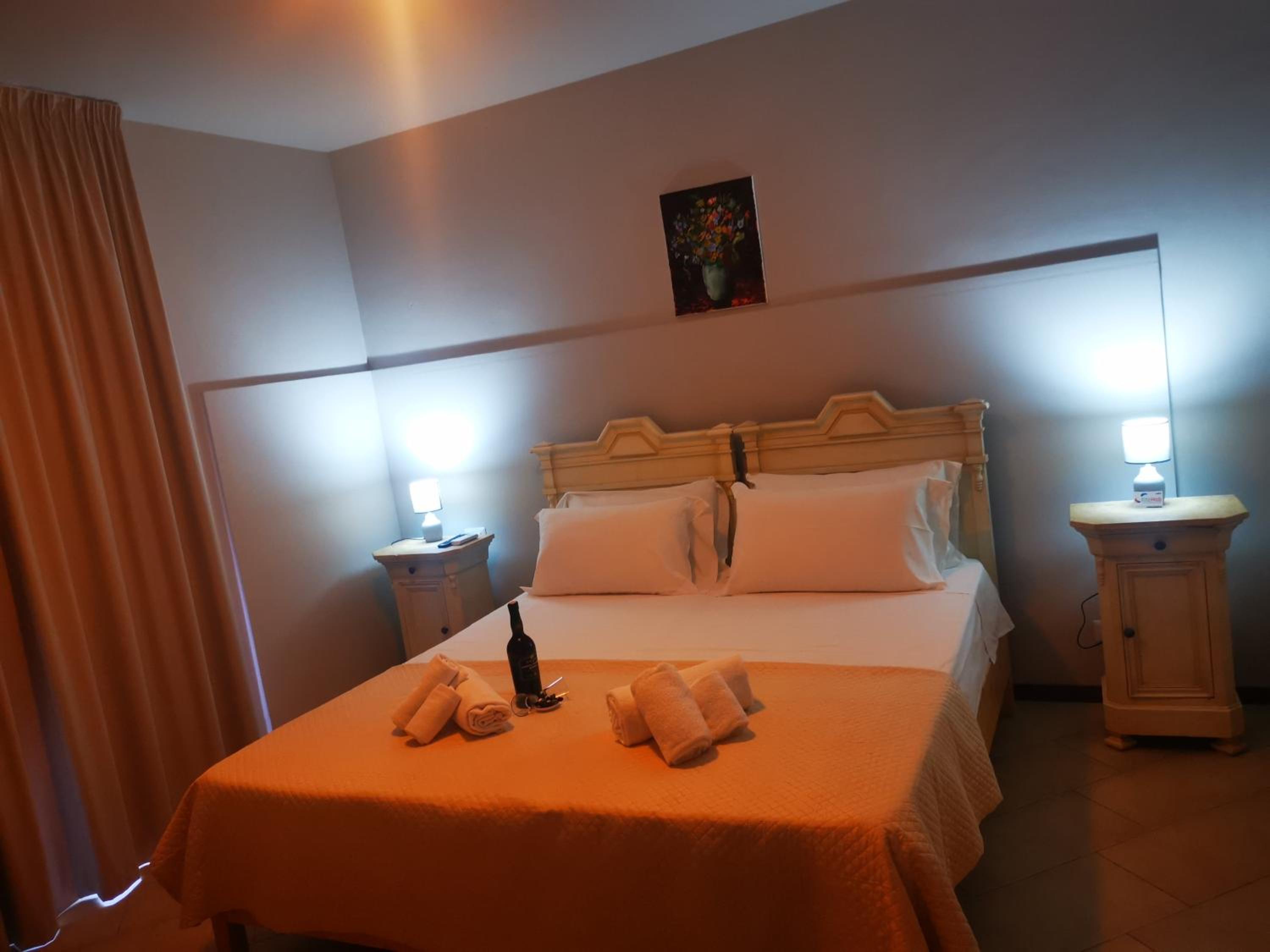 Deluxe Double or Twin Room with Garden View - Photo 1