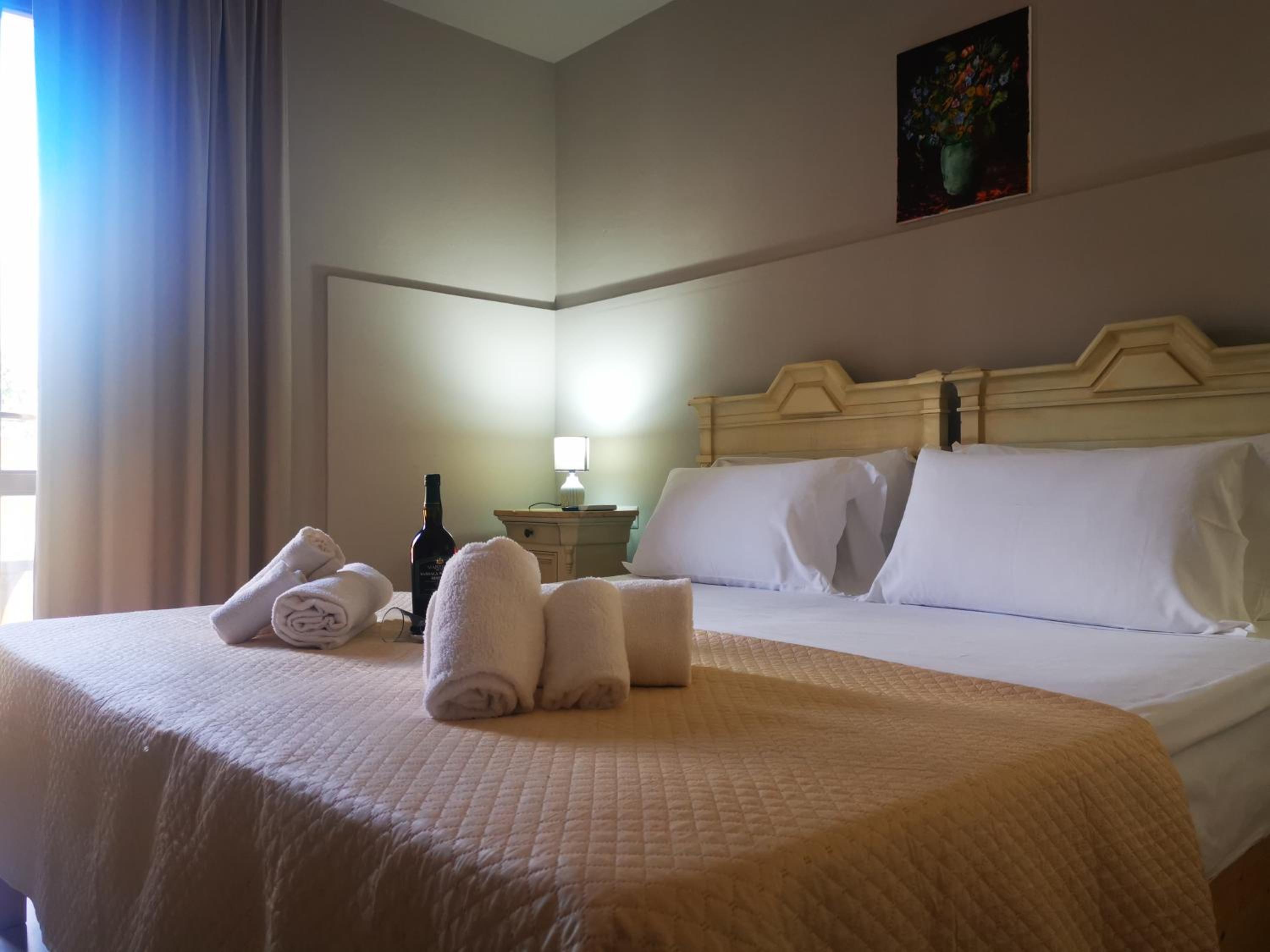 Deluxe Double or Twin Room with Garden View - Photo 3